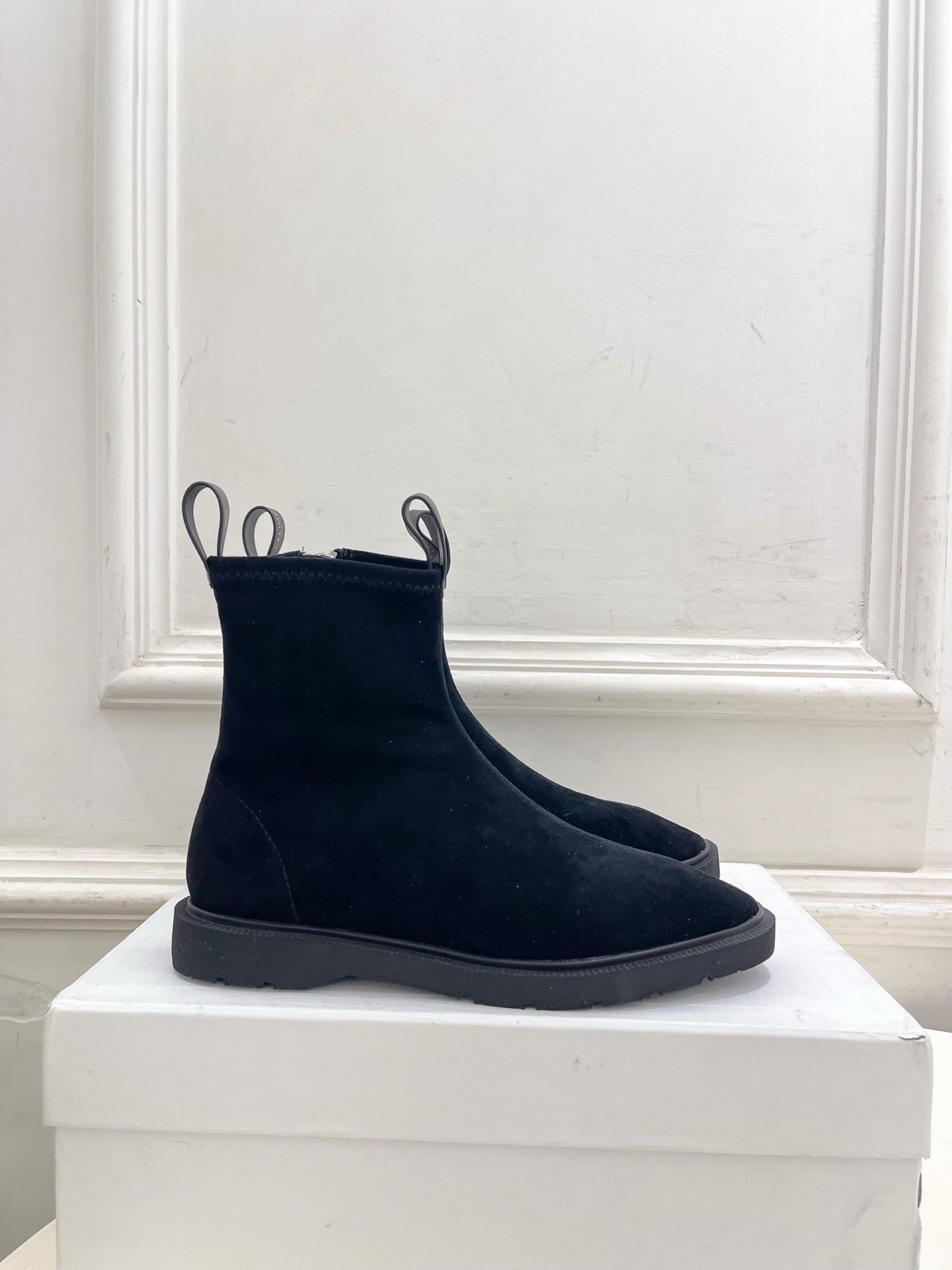 Celine 26s Flow Zipped Ankle Boots Black Suede 947590