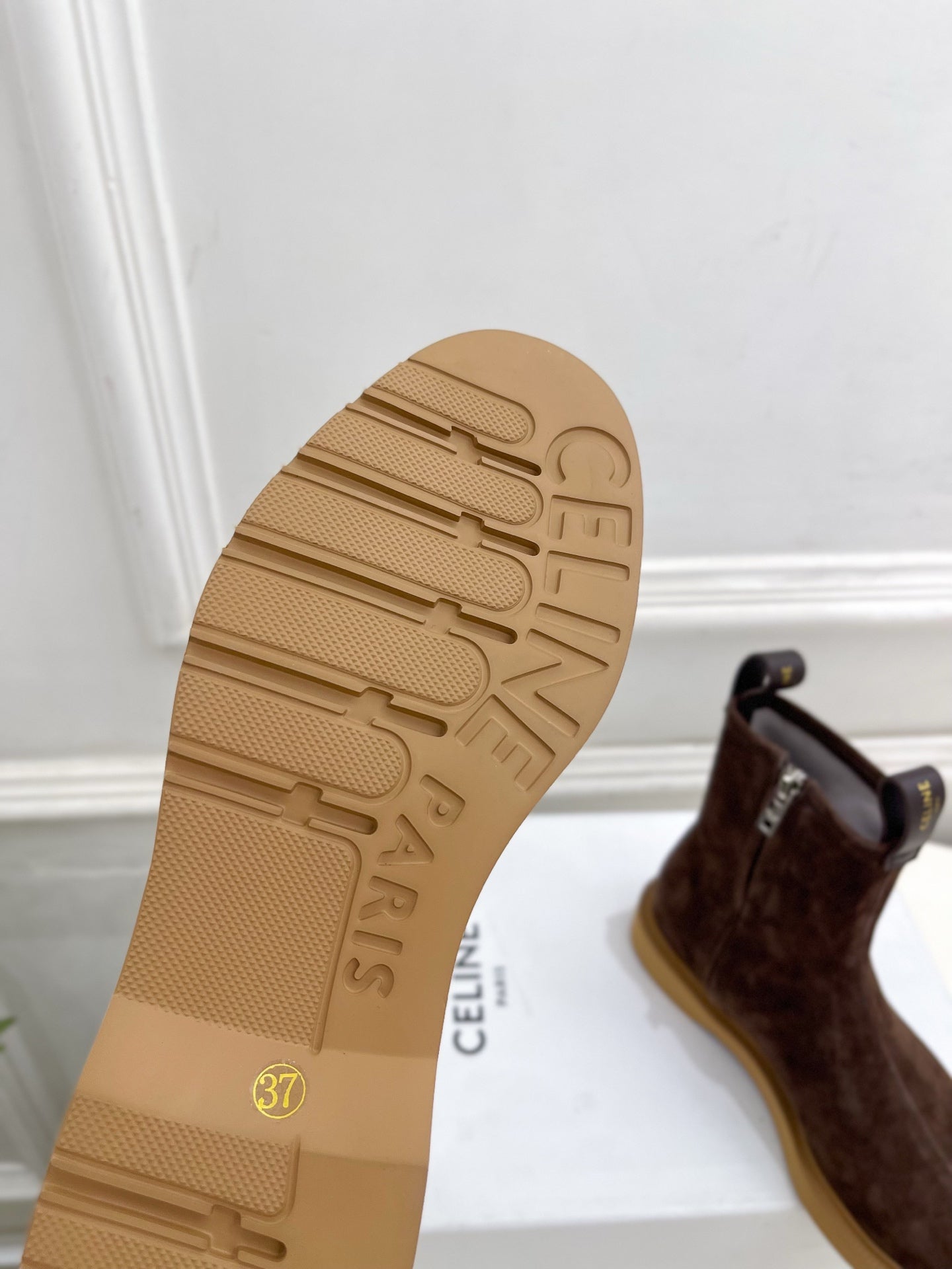 Celine 26s Flow Zipped Ankle Boots Coffee Suede 947591
