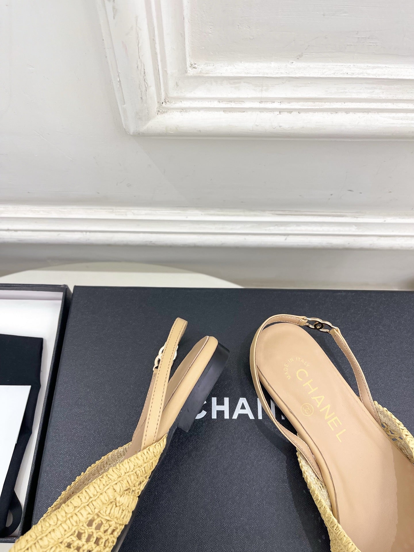 CC 26s Slingback Beige Braided Raffia 946978