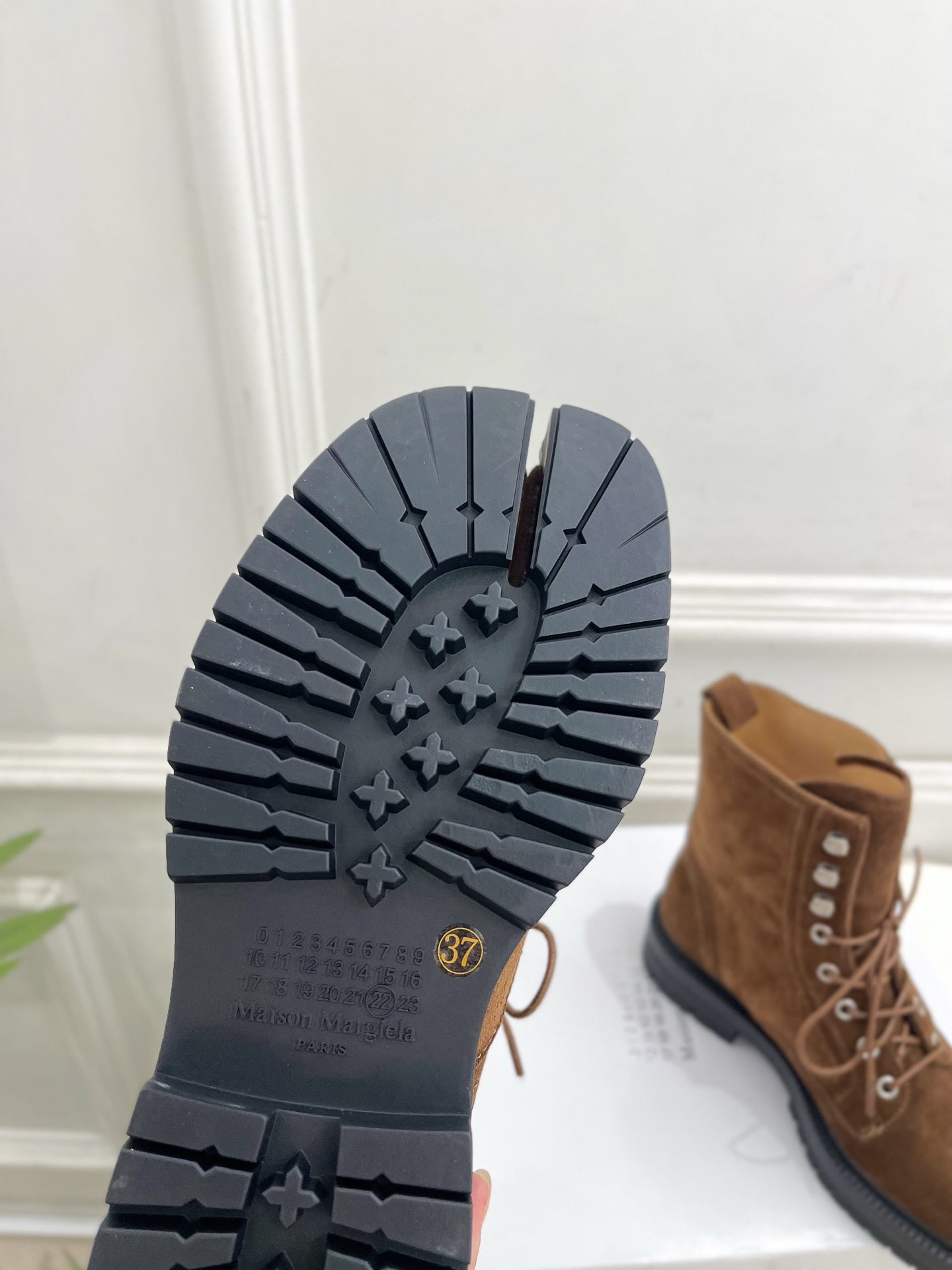 MM Tabi Lace Up Boots Tan Suede 112265