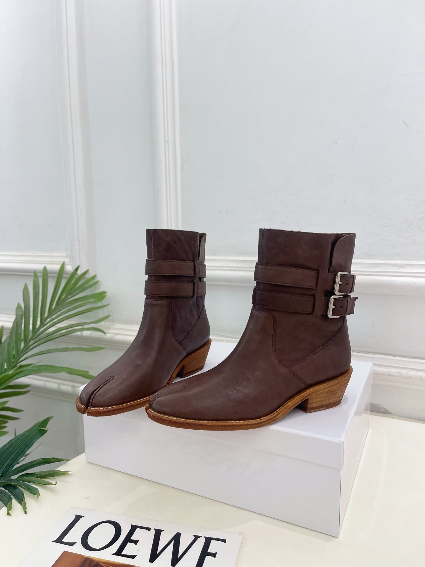 MM Tabi Ankle Boots Dark Brown Smooth Leather 112287