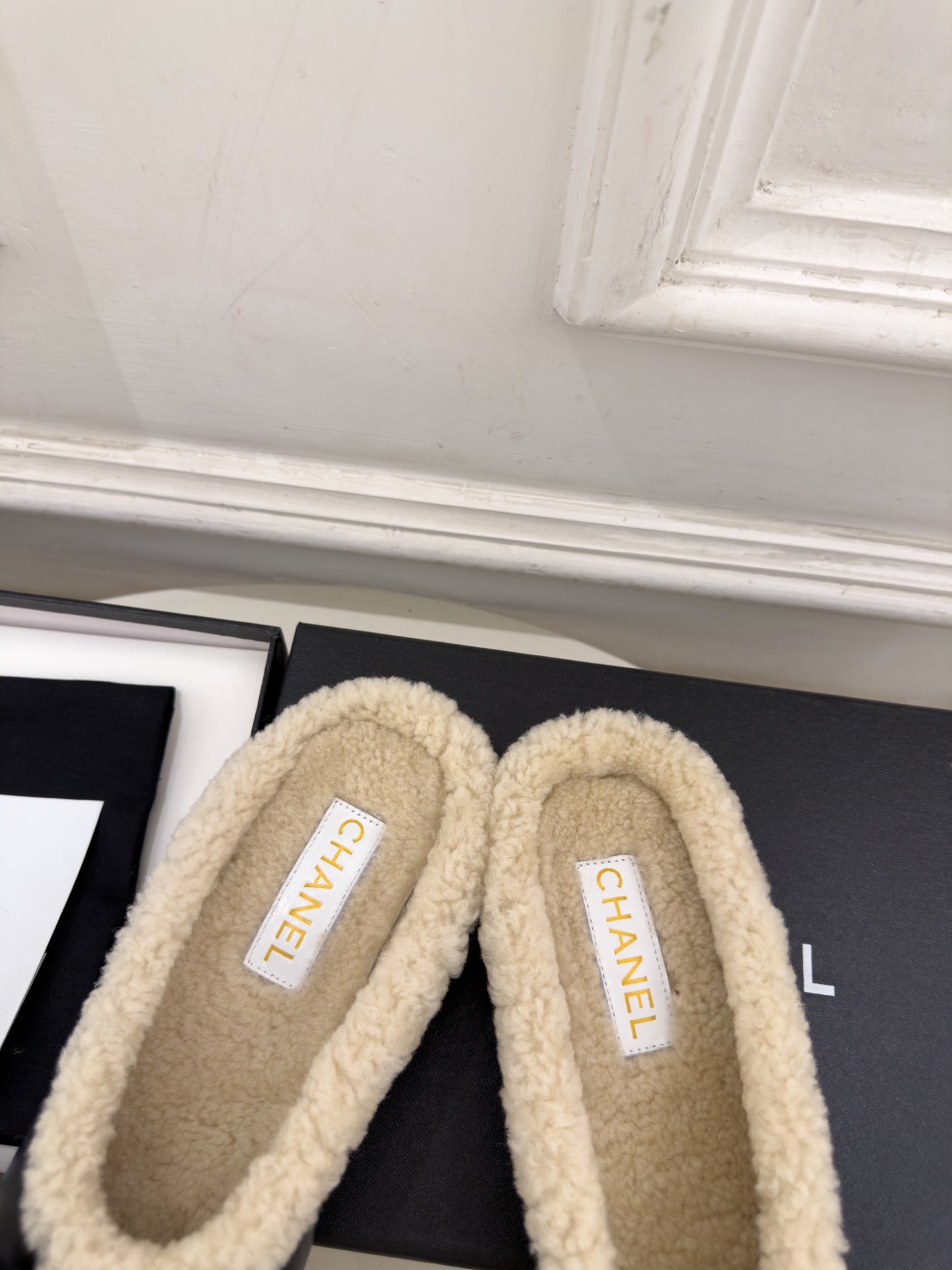 CC 26s Mules Black Sheepskin Shearling 111931