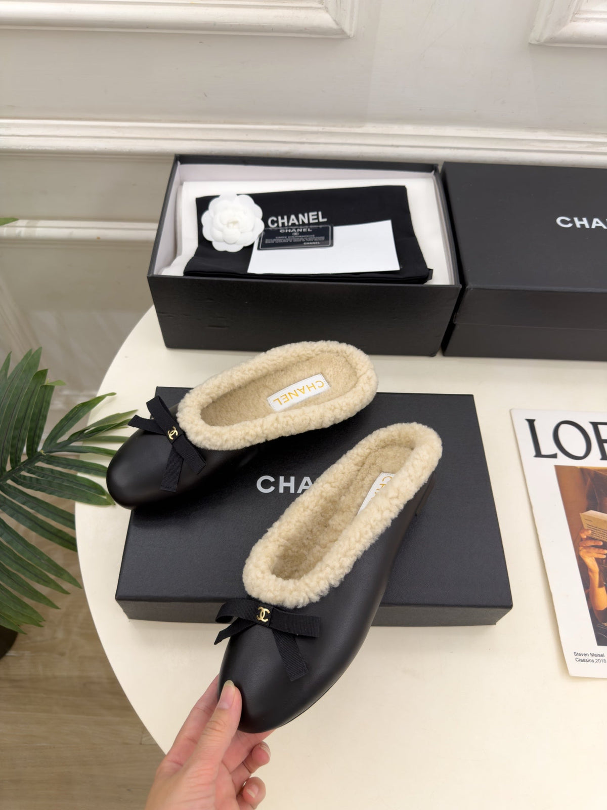CC 26s Mules Black Sheepskin Shearling 111931