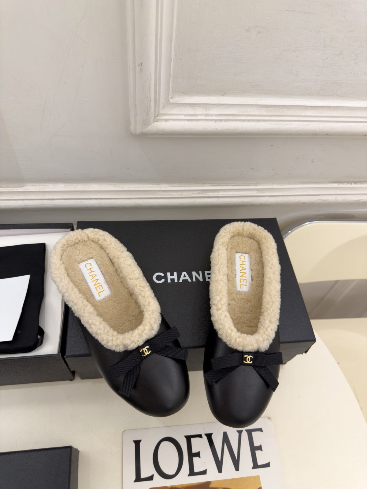 CC 26s Mules Black Sheepskin Shearling 111931