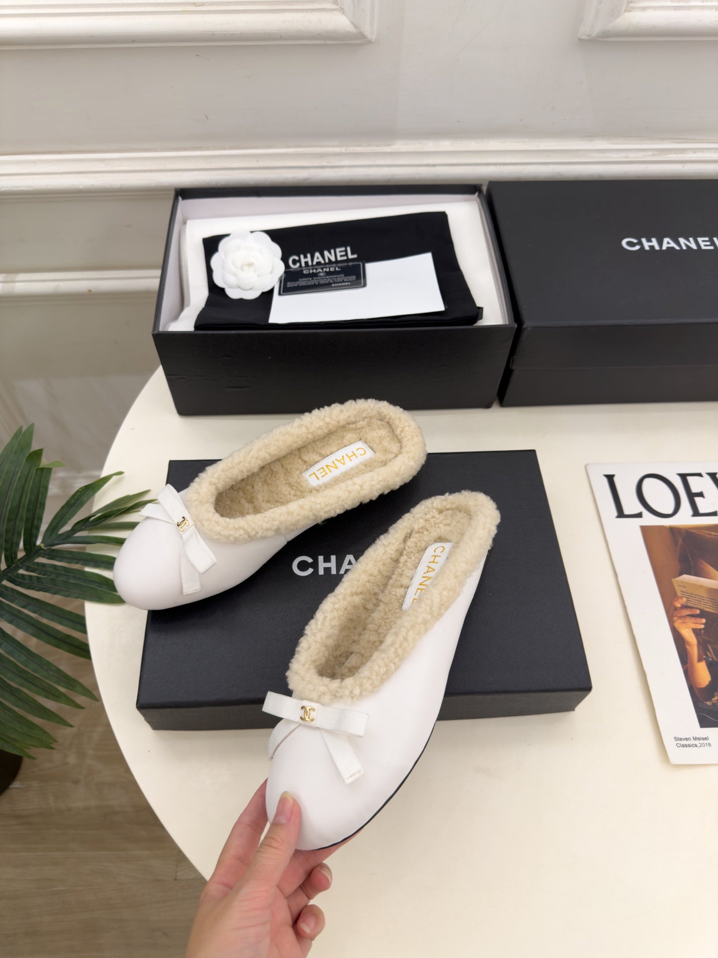 CC 26s Mules White Sheepskin Shearling 111932