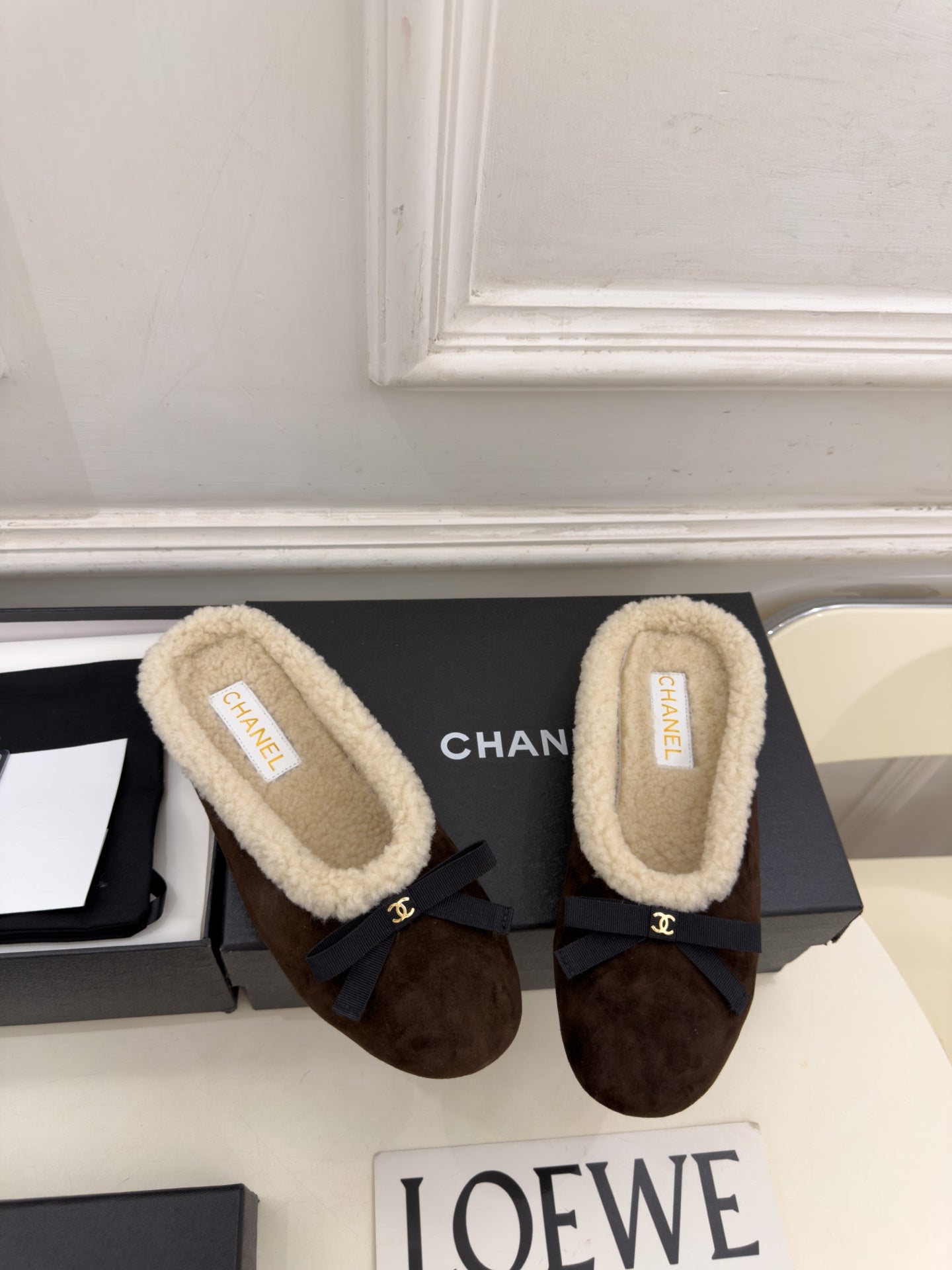 CC 26s Mules Dark Brown Shearling 111935