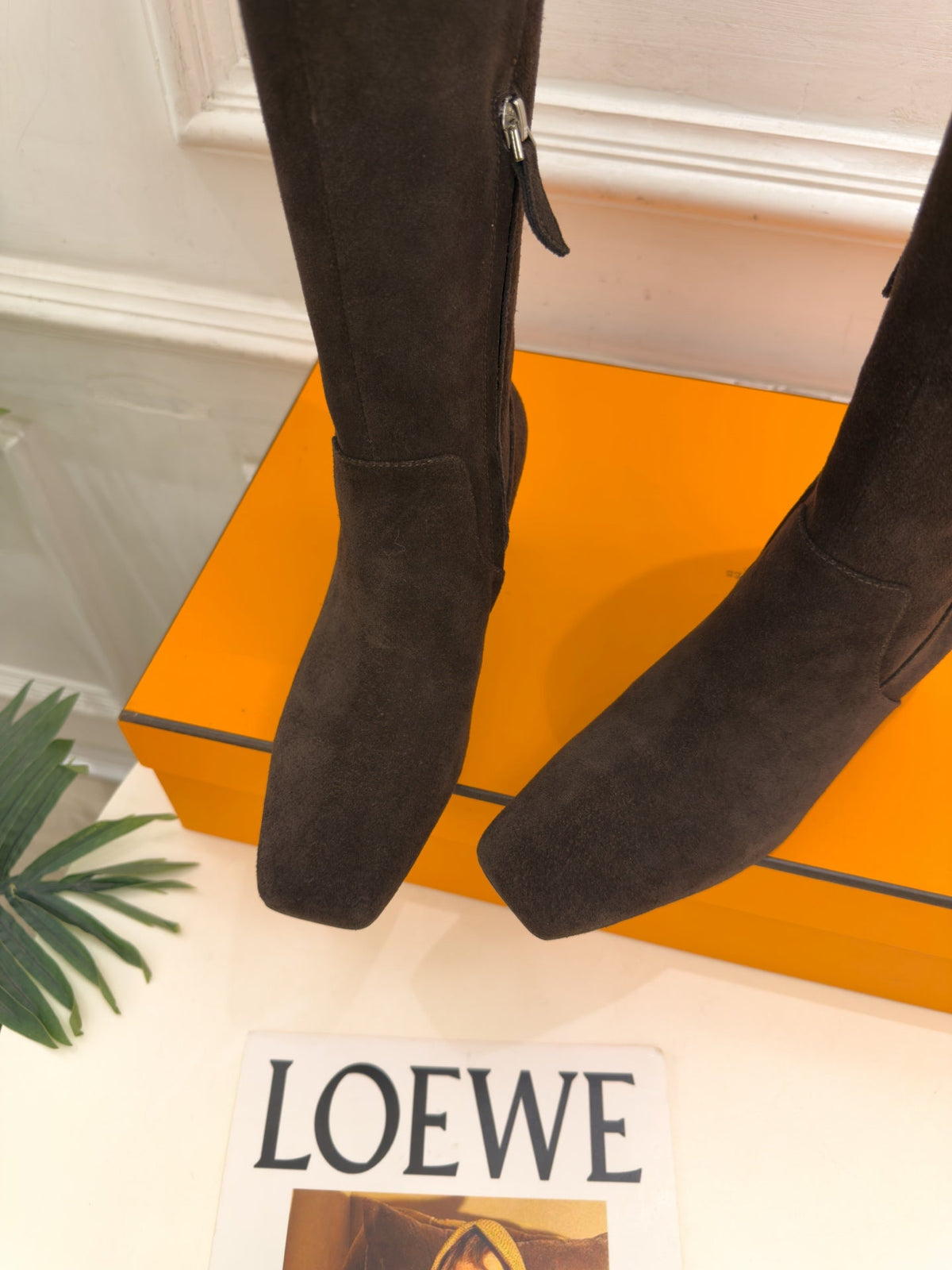 HM 26s Knee High Boots Dark Brown Suede 112130
