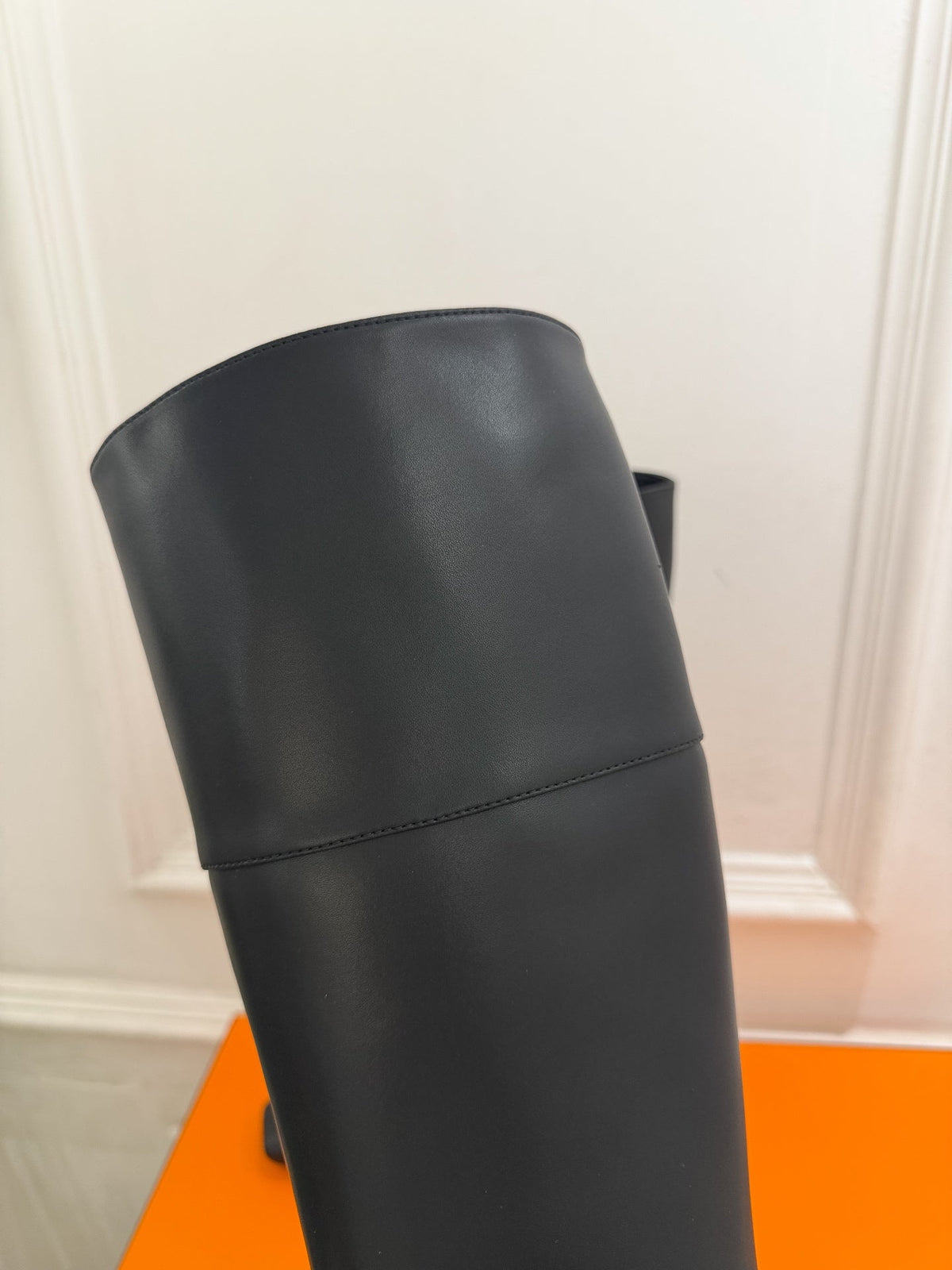 HM 26s Knee High Boots Black Smooth Leather 112132