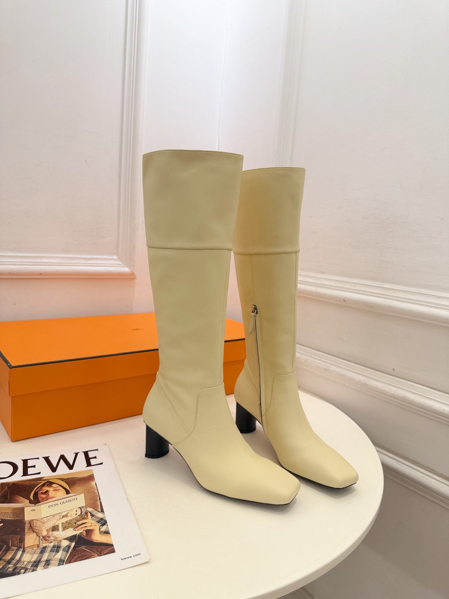 HM 26s Knee High Boots Beige Smooth Leather 112134