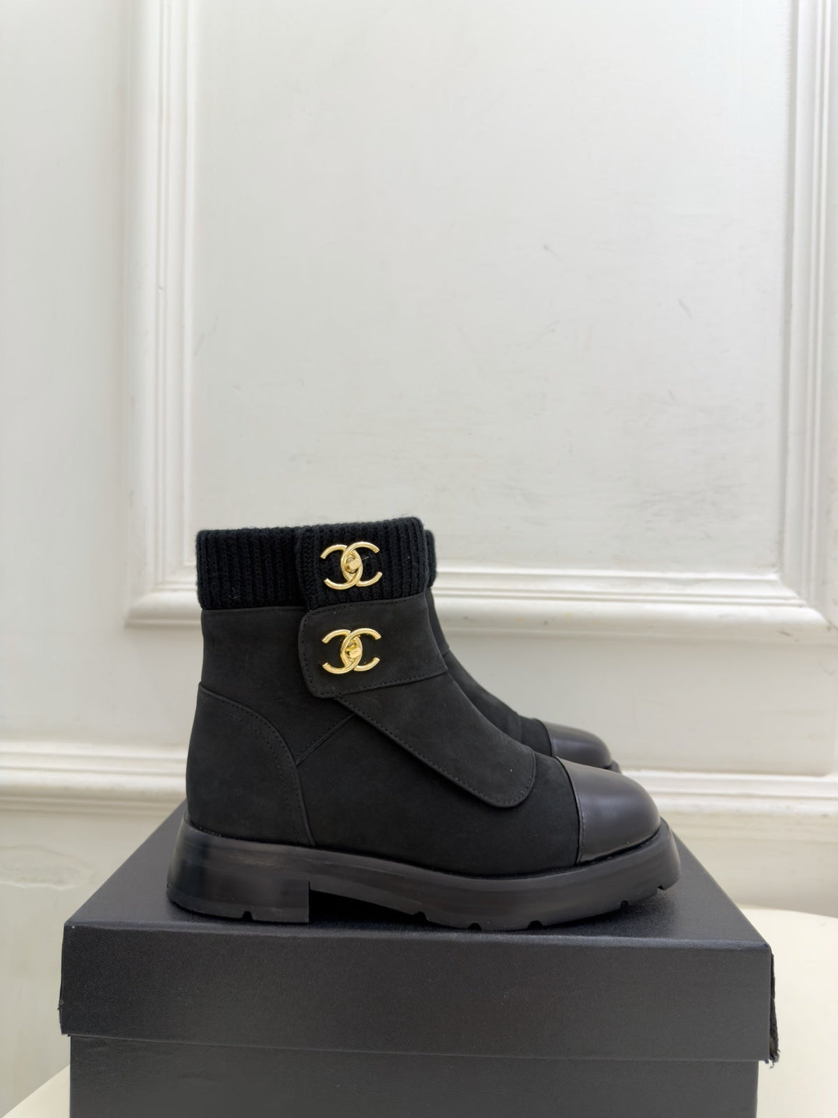 CC 26s Ankle Boots Black Suede/Knit 164808