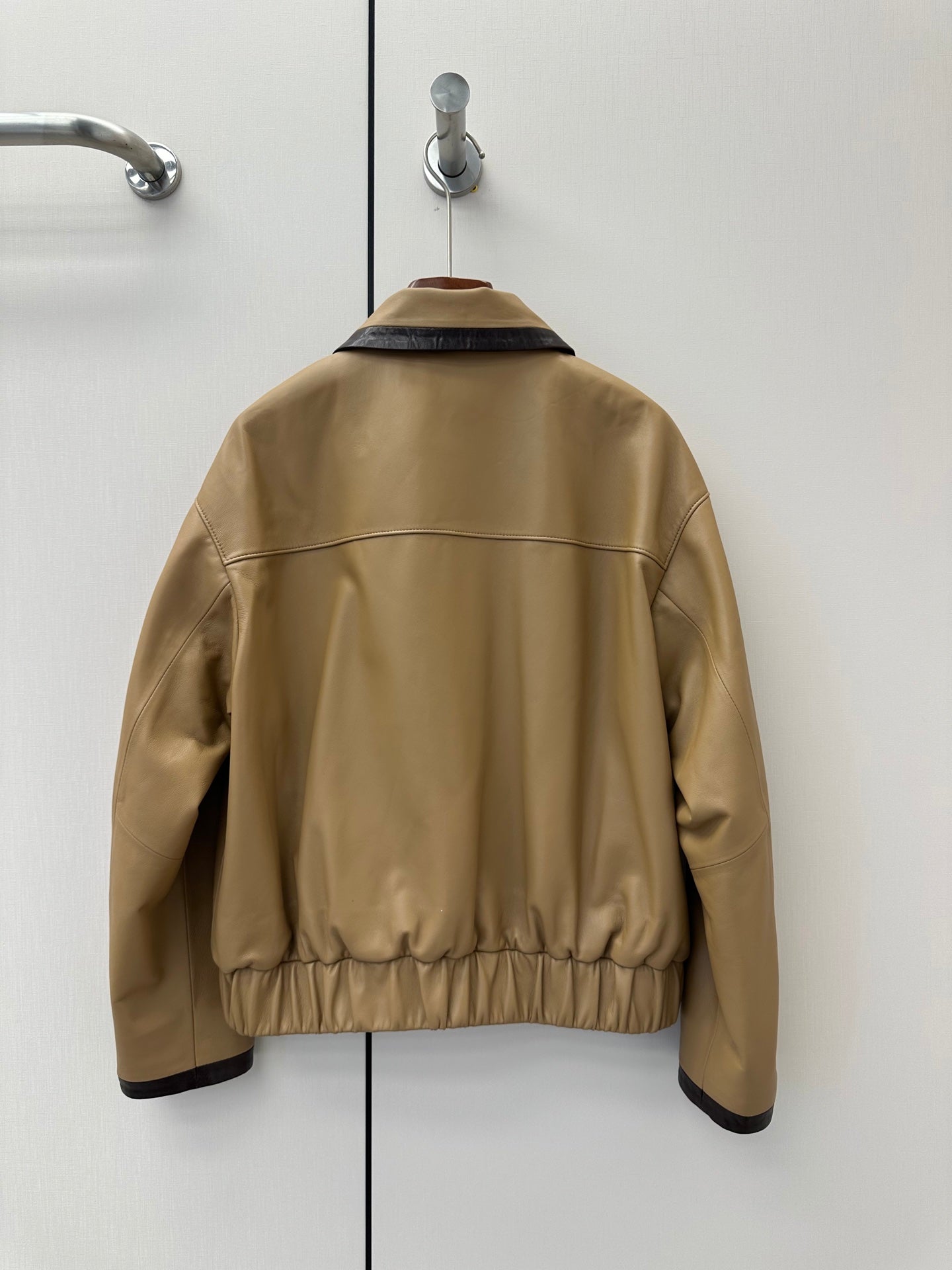 CC Pre ss2026 Jacket Beige Black Lambskin 400337