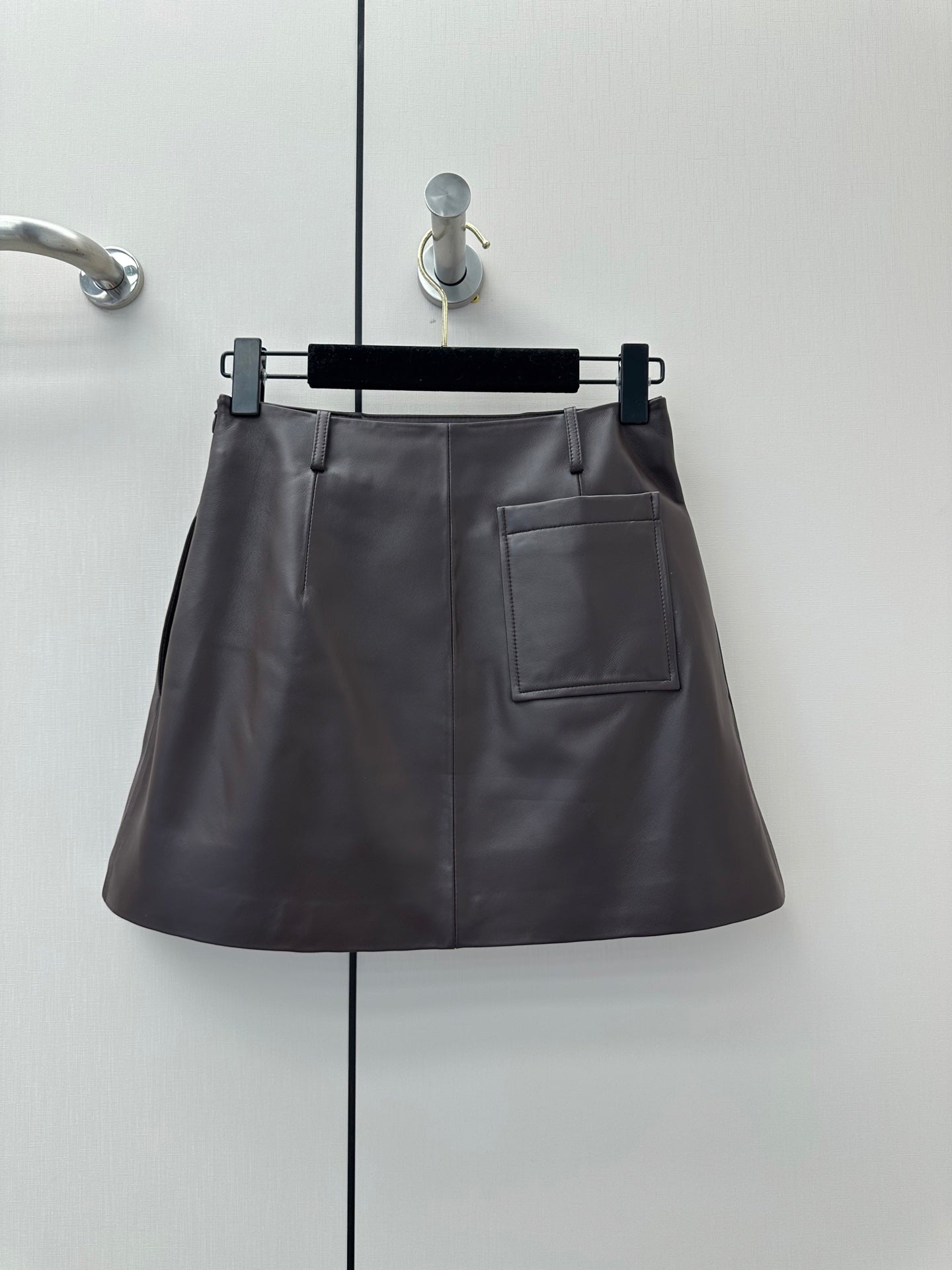 Loewe 26s Pocket Pleated Mini Skirt Coffee Lambskin 400342