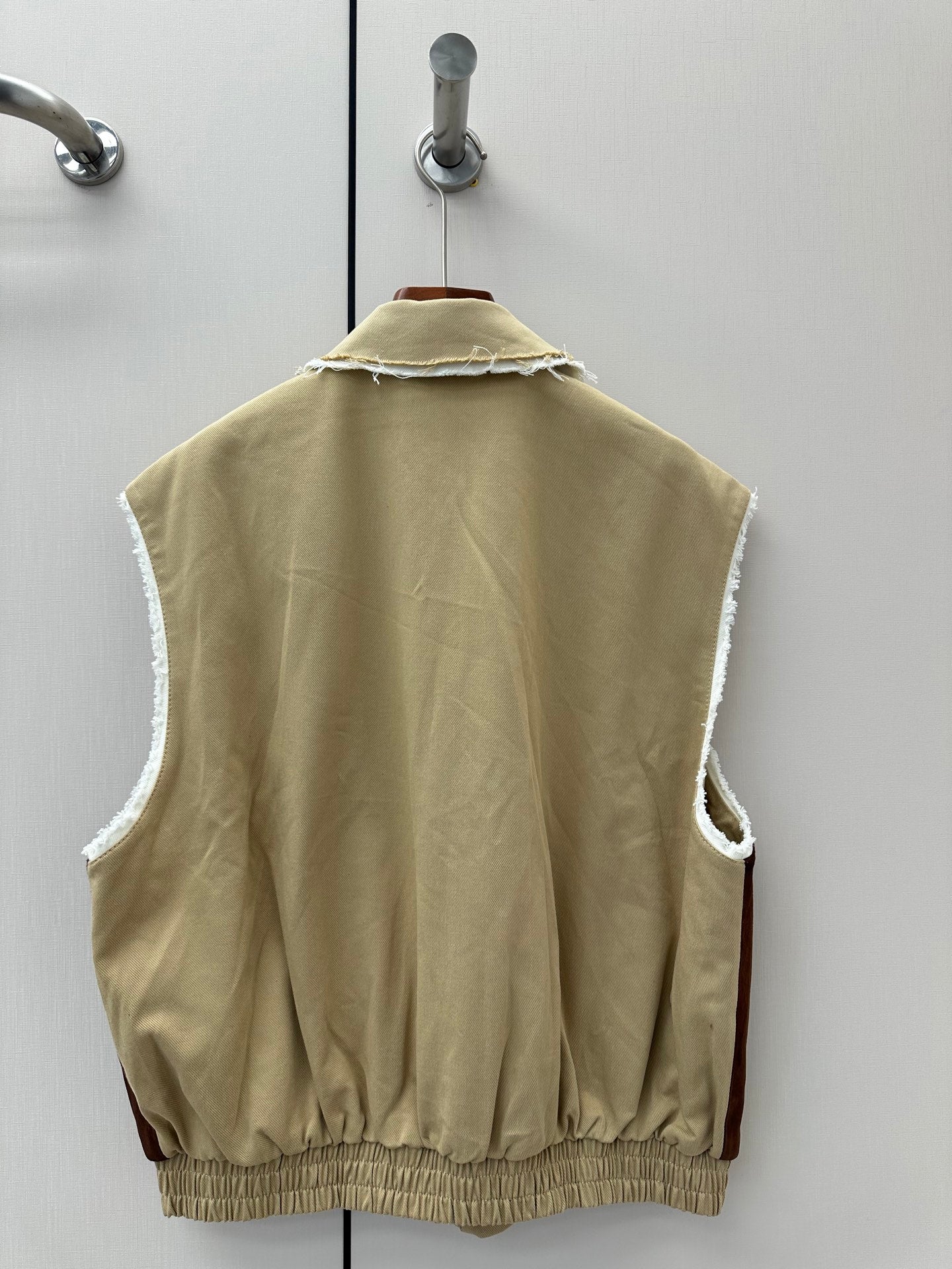 Miu 26s Vest Waxed Suede Leather 420984