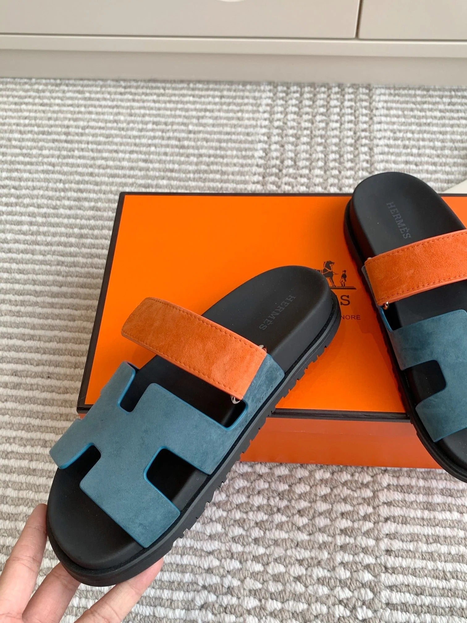 Hermes 2026 Chypre Sandal Lizard-patterned Leather 982179