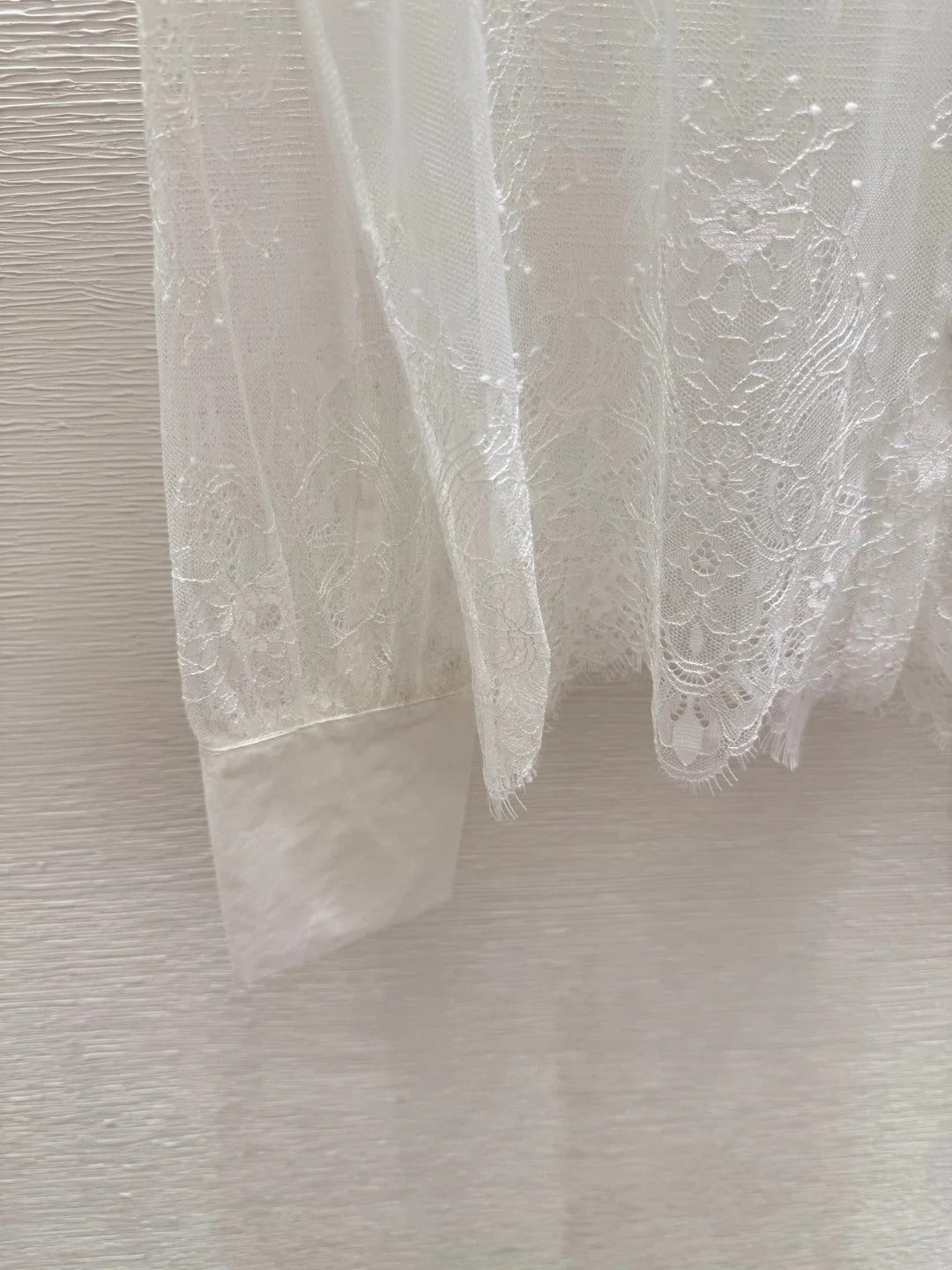 MIUMIU LONG-SLEEVE LACE SHIRT 267993