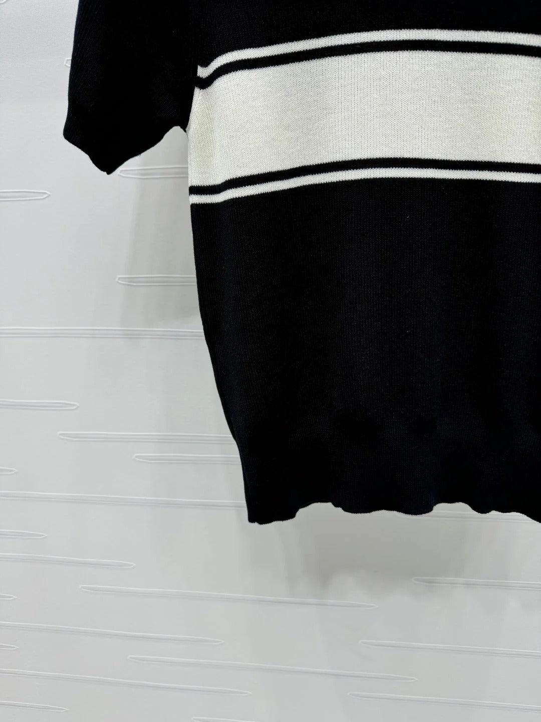 PRADA SHORT-SLEEVE CREW NECK SWEATER 269413
