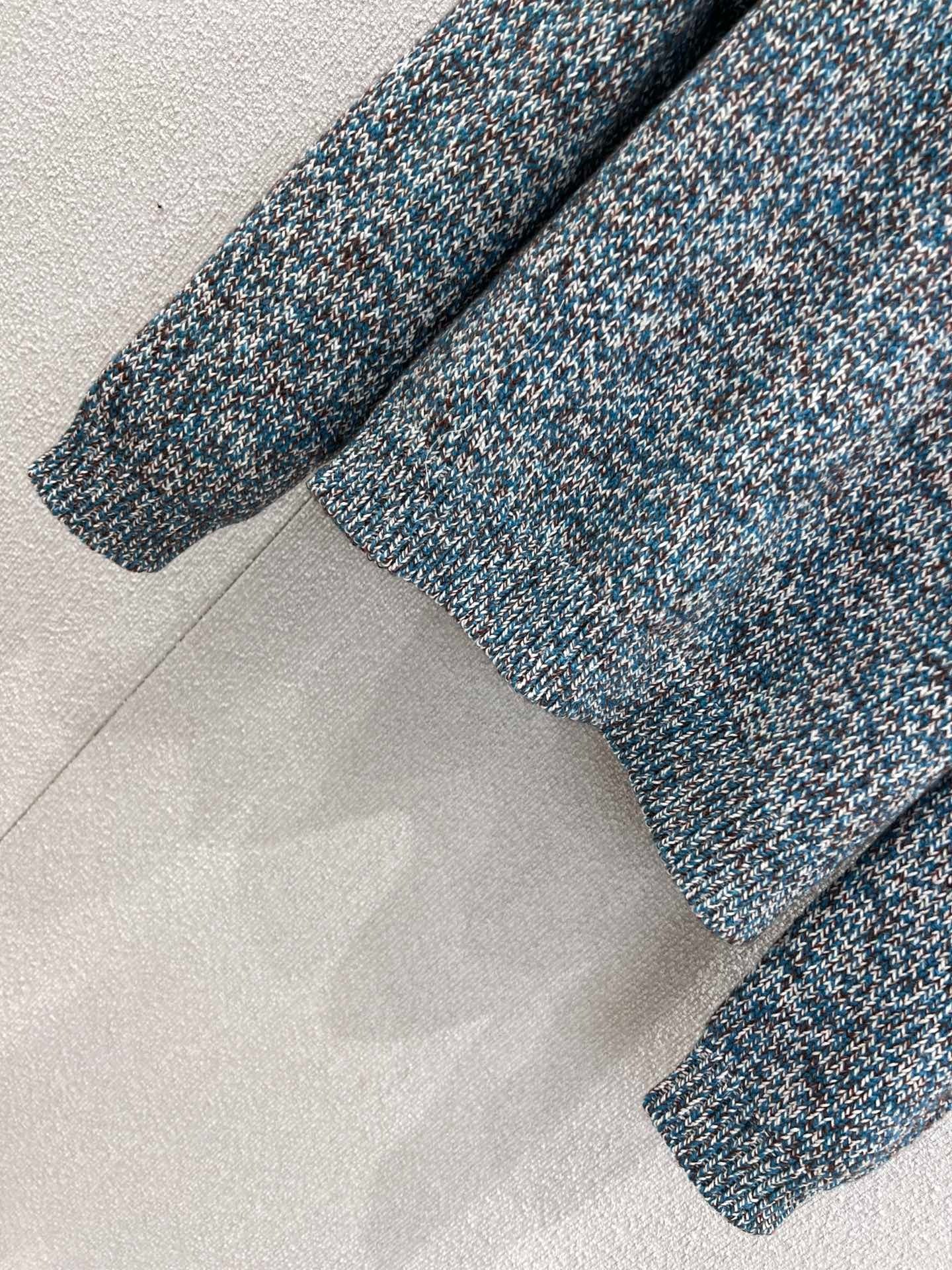 CHANEL 25S TURTLENECK SWEATER 233824