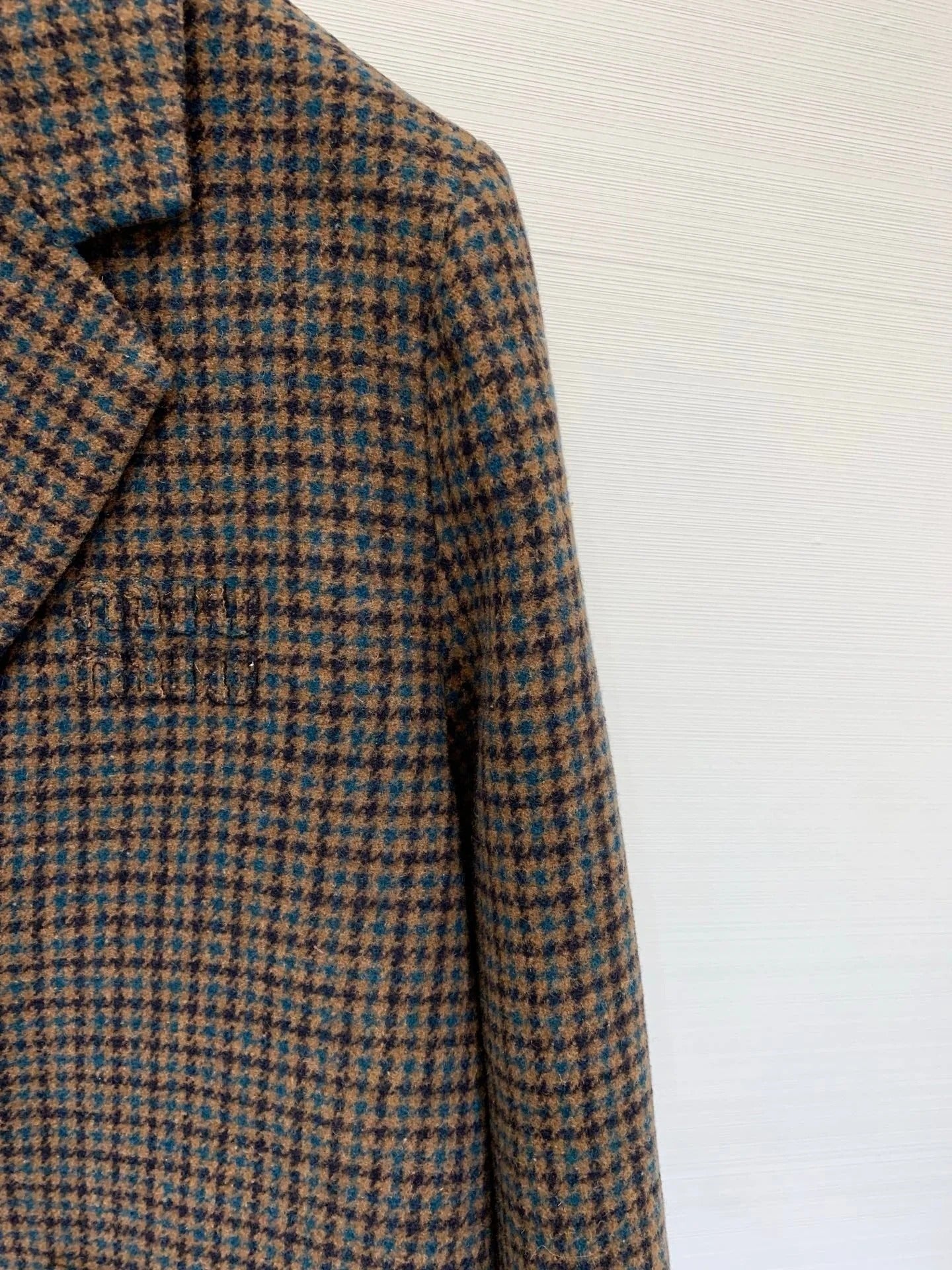 MIUMIU BLAZER STYLE 614