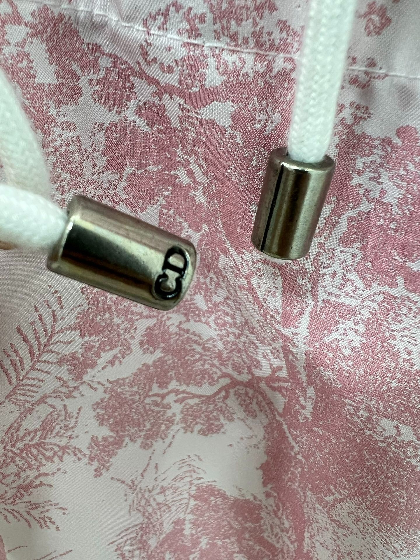 DIOR HOODED HALF-ZIP PRINTED DRESS 275178