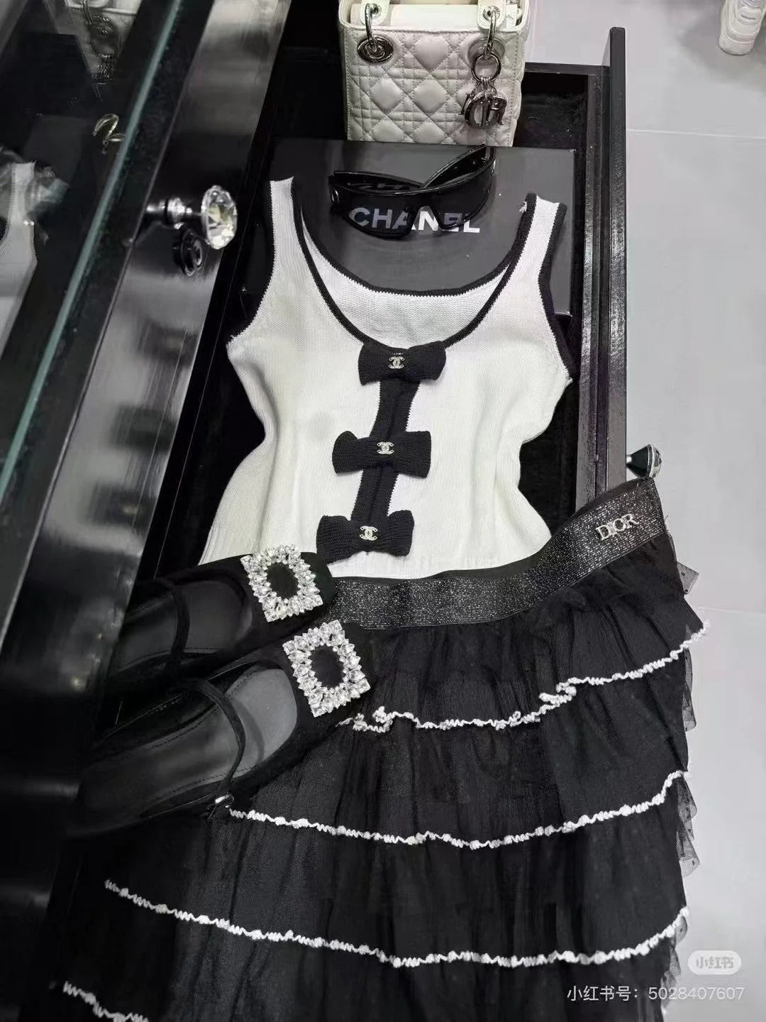TANK TOP 610341 IN WHITE COTTON RIBBED BLACK BOW