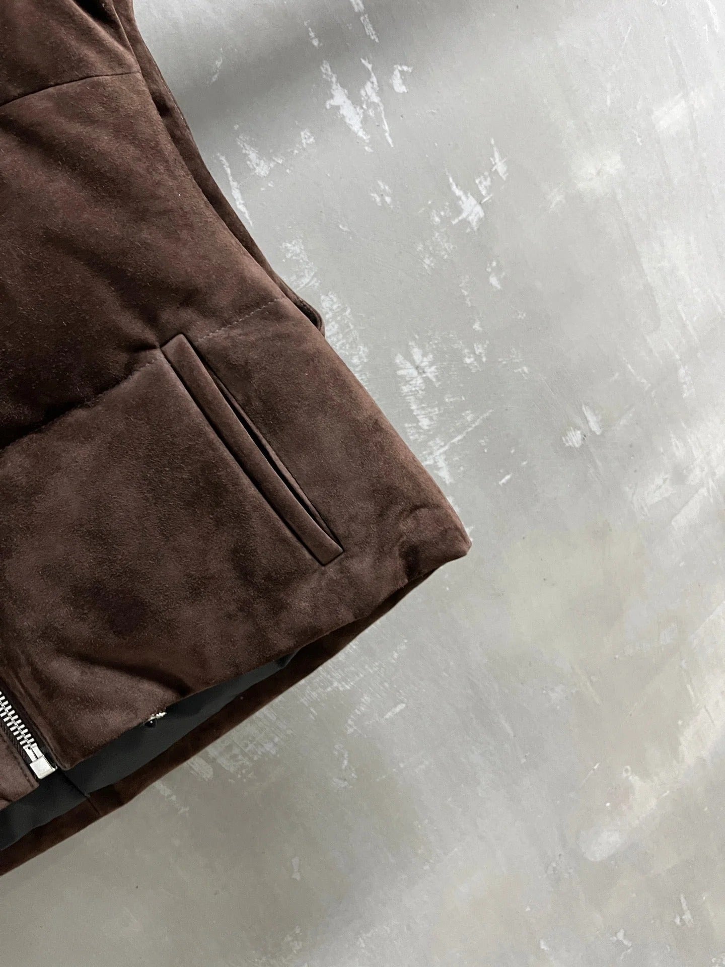 PRADA 25S SUEDE DOWN VEST 384