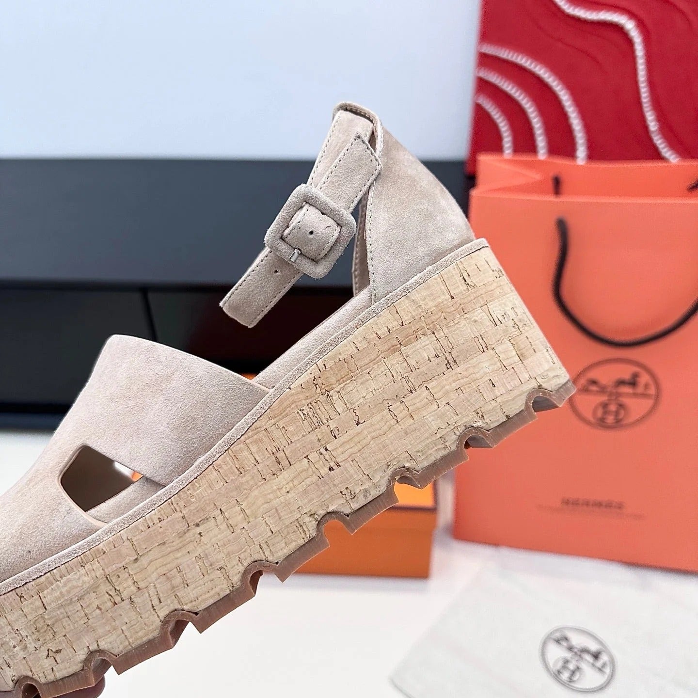 HM 26ss Platform Wedge Sandals 70 Beige Suede 622757