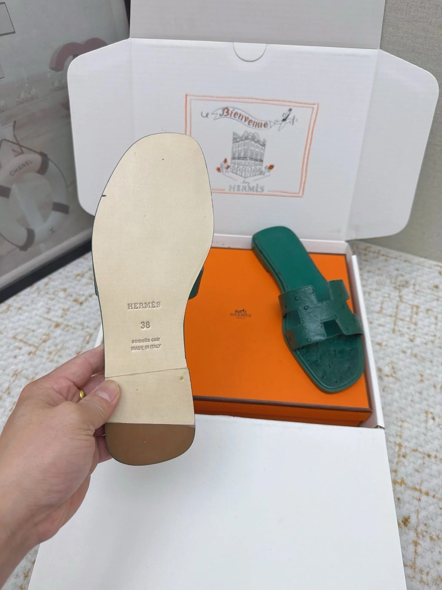 HM 26ss Oran Sandals Forest Green Ostrich Leather 625108