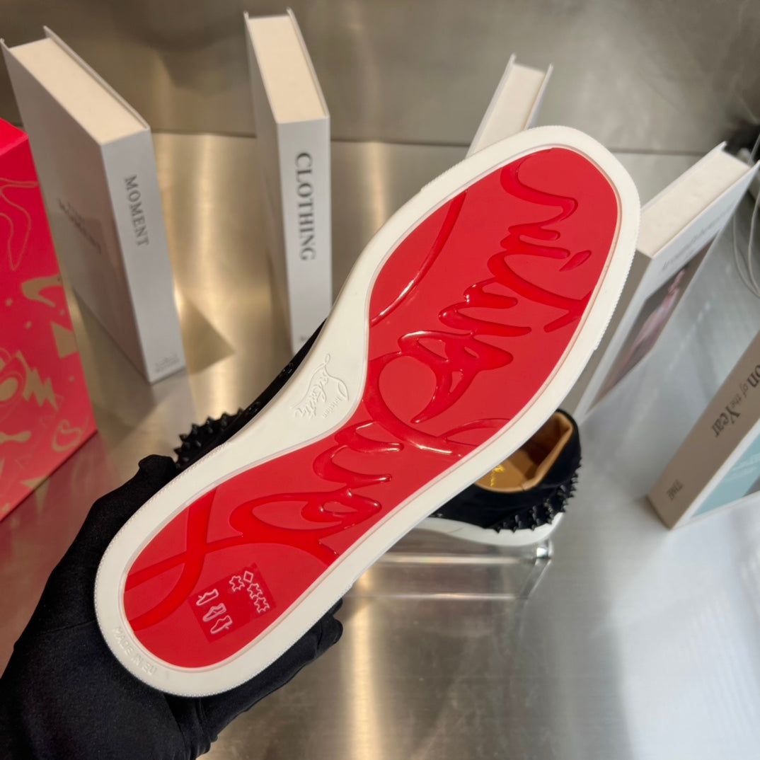 CL Louise Junior Spikes Sneaker Black White Suede 332107