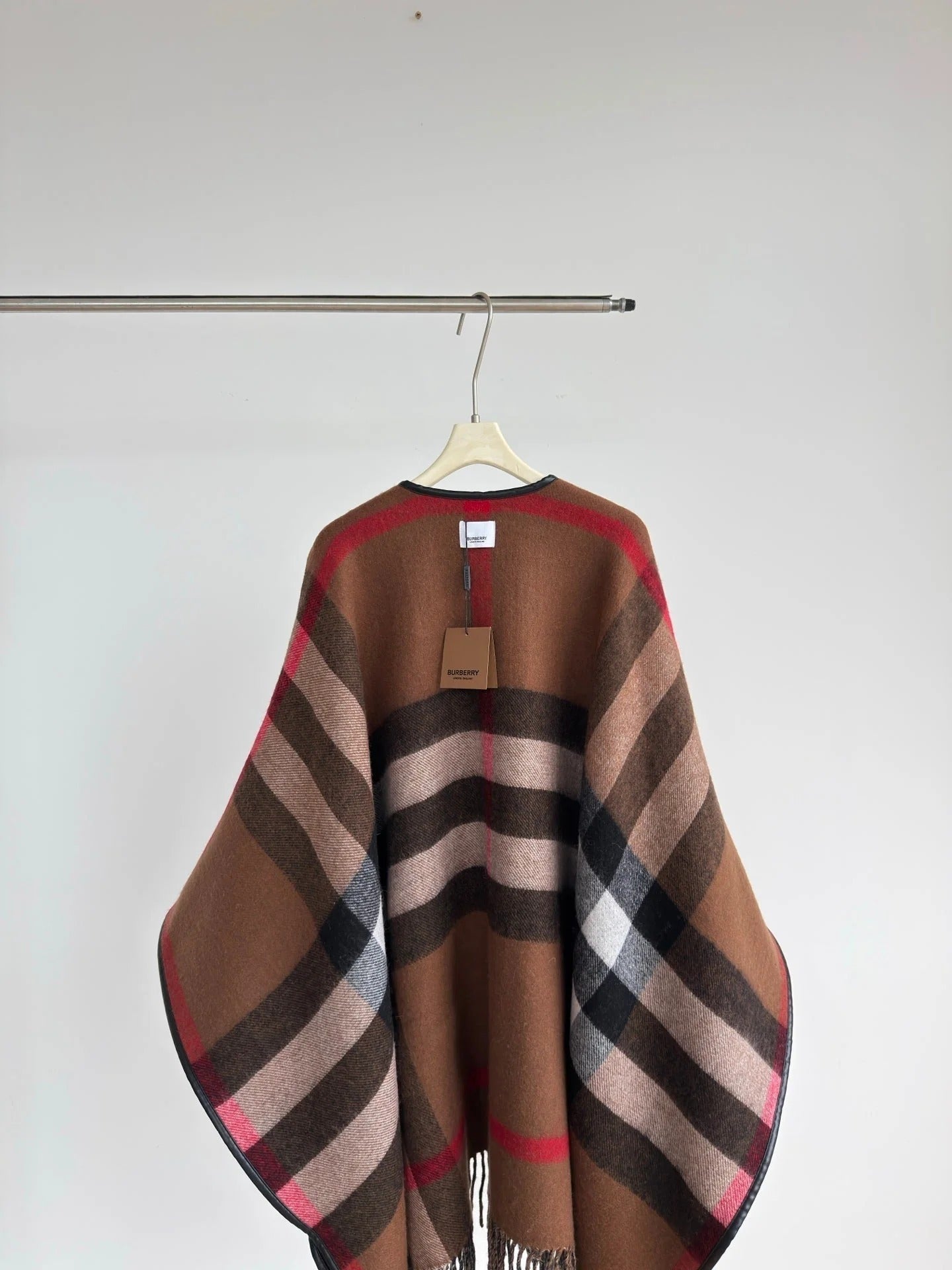 BURBERRY 25S PLAID KNITTED SCARF 146