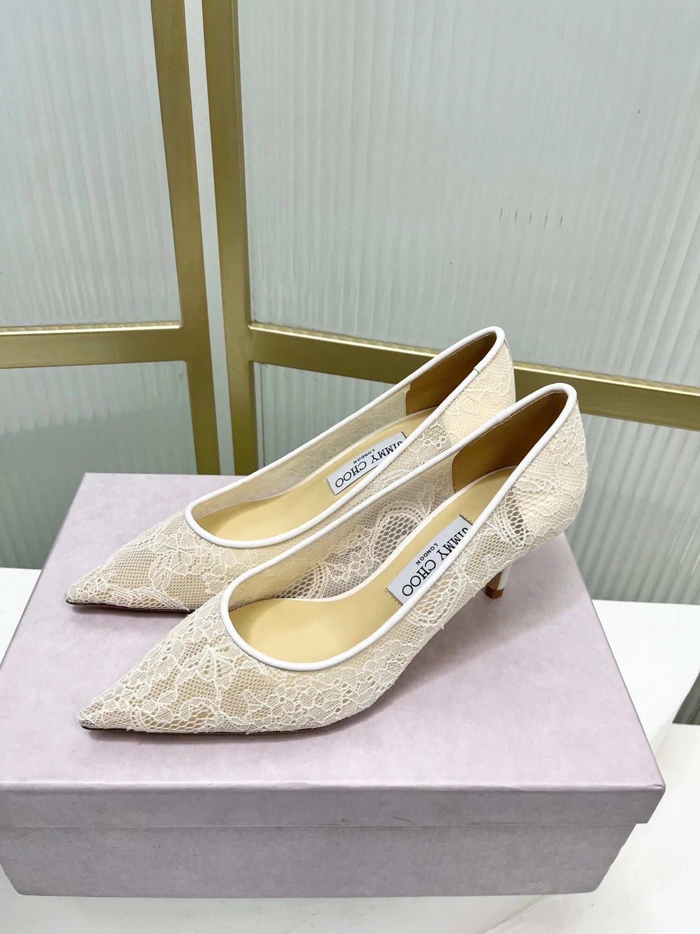 Jimmy 26s Heel Pump 65 Ivory Beige Lace Sheepskin 605951