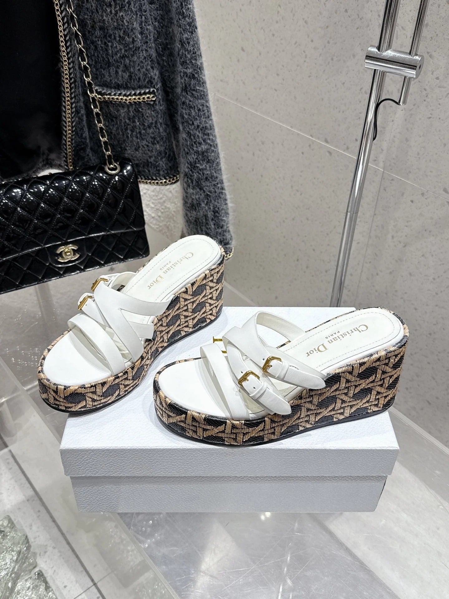 CD 26s Platform Sandal 65 White Black Beige Monogram Leather 636350