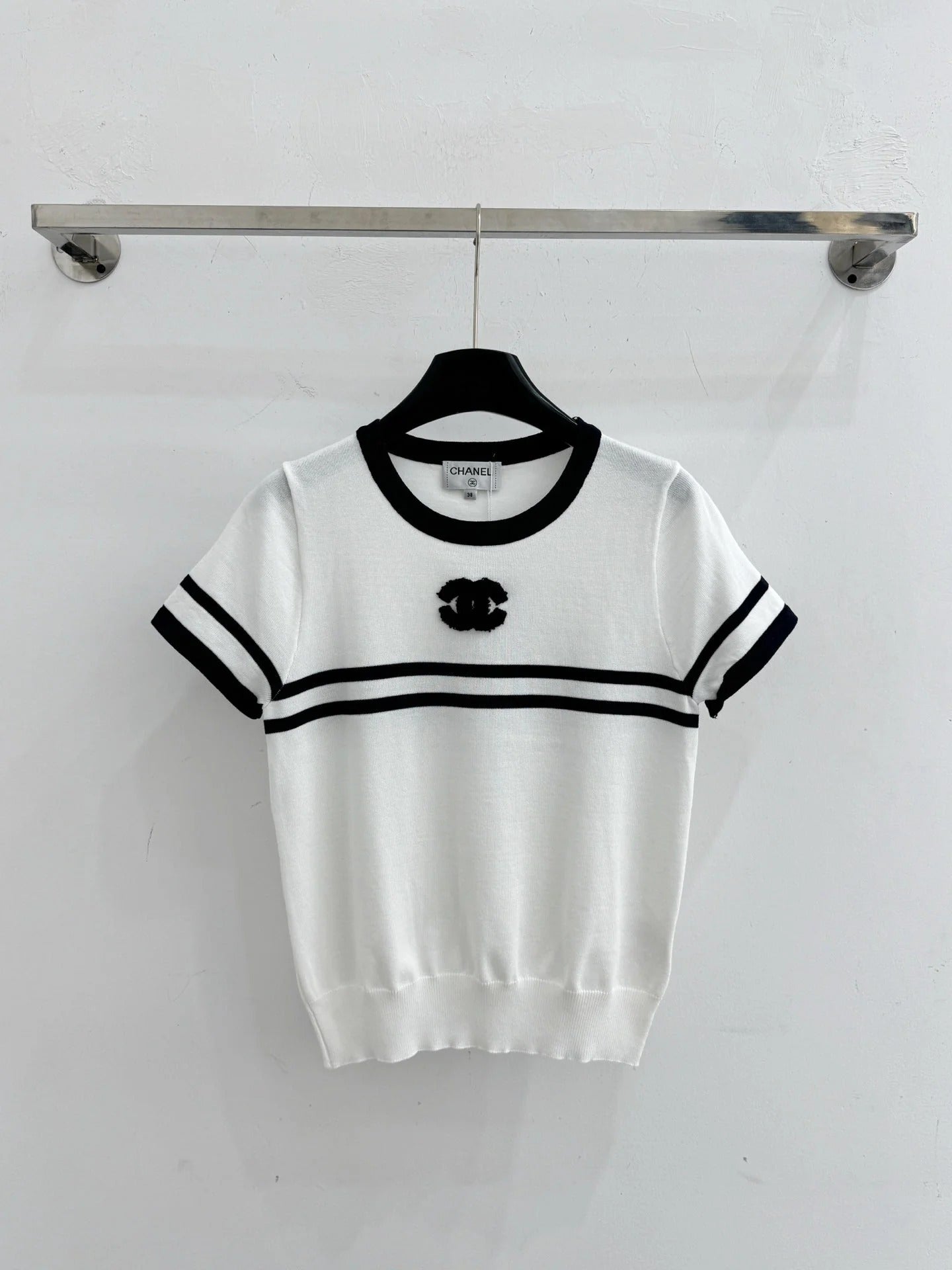 Chanel 2026 Striped Short-Sleeve Knit Top Wool Cashmere 516694