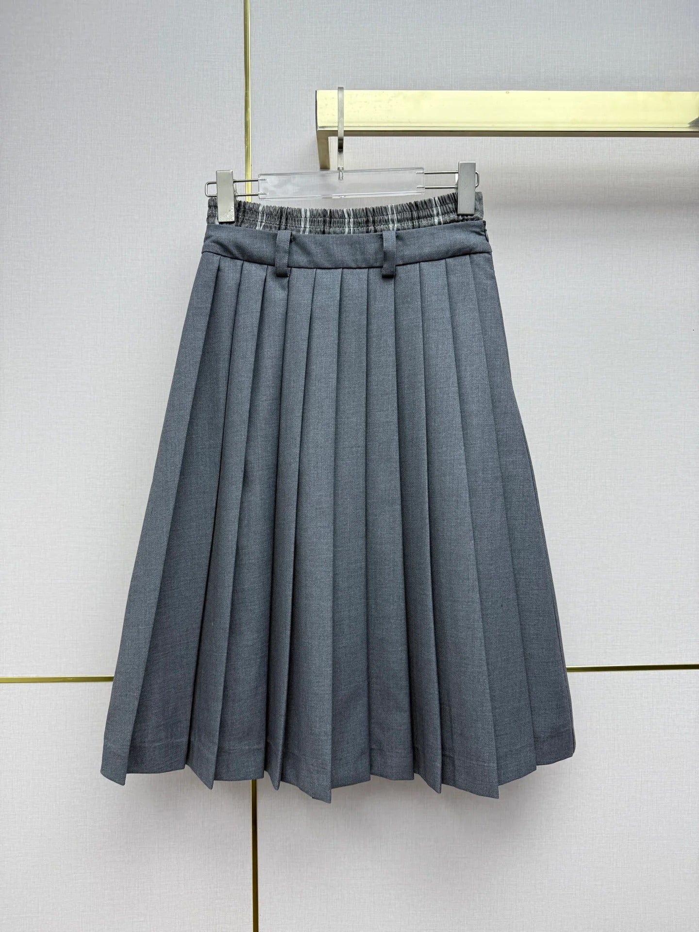 Miumiu 2026 Polo Collar and High-Waisted Pleated Skirt Cotton