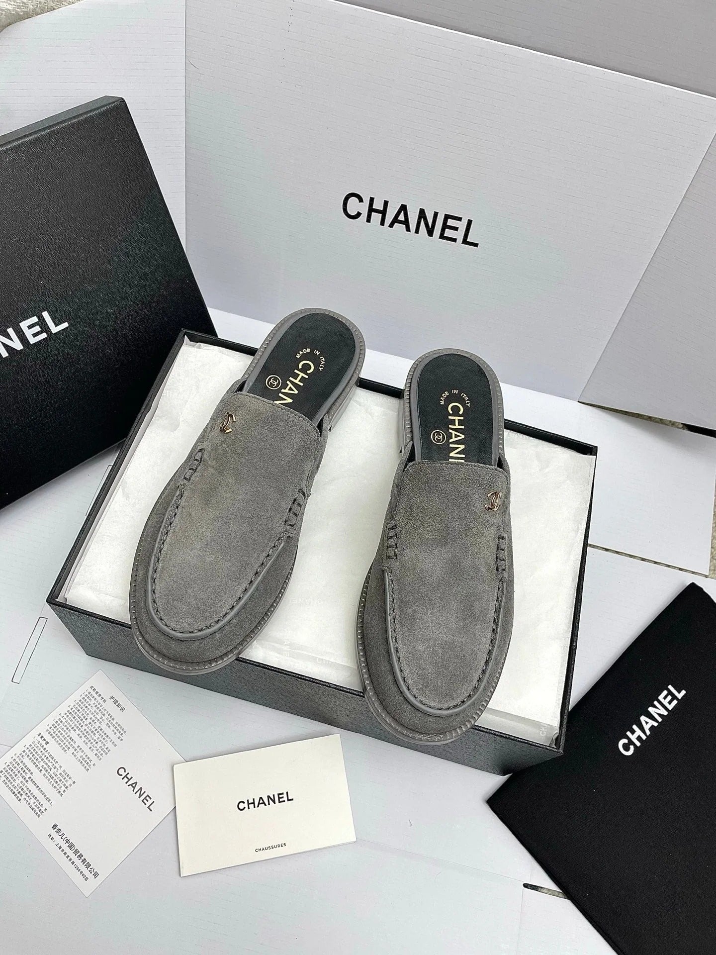 CC 26s Double C Mule Gray Suede 645304