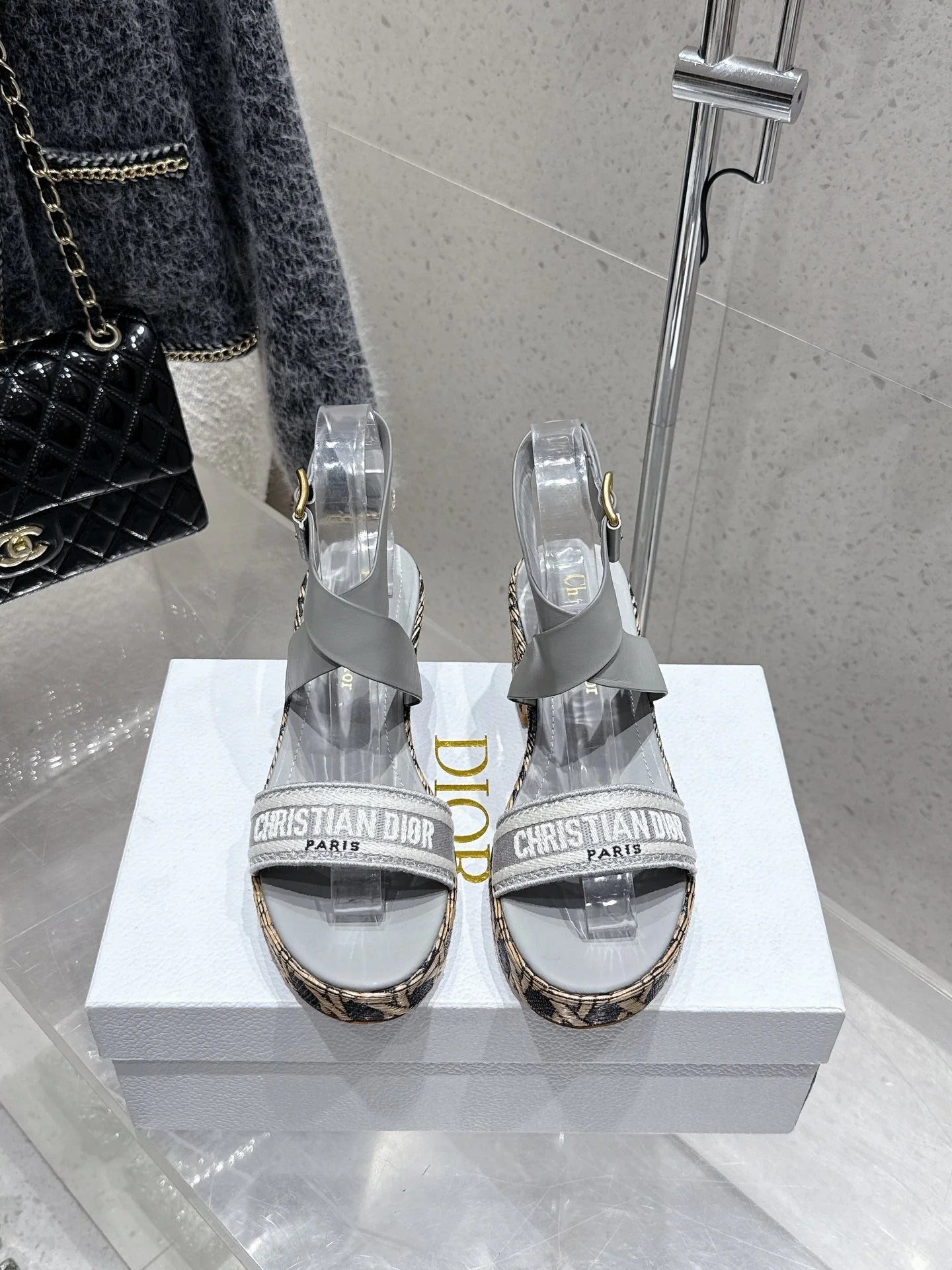 CD 26s Platform Sandal 70 Gray Cowhide 636360