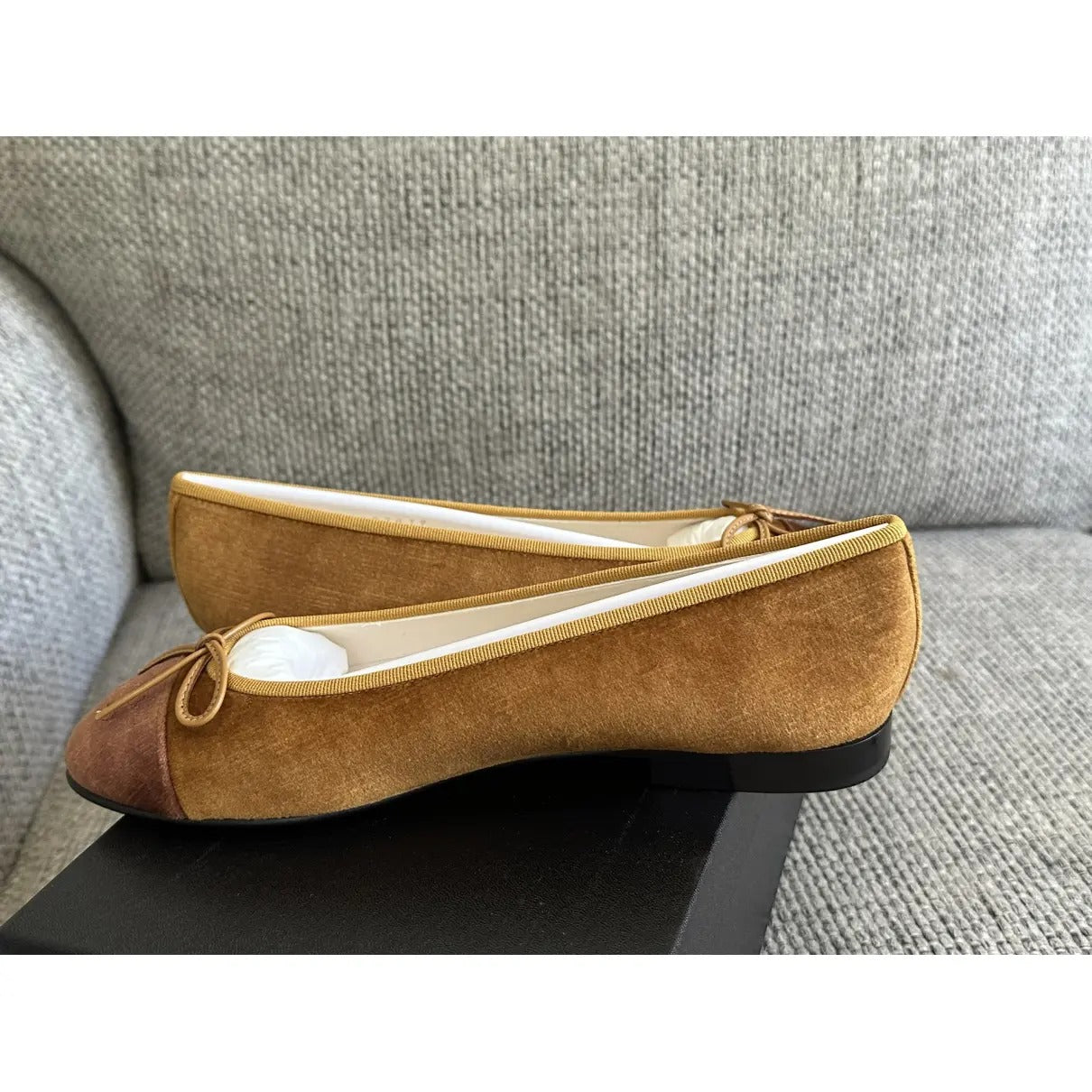 CC Cambon Ballet Flats Camel Velvet