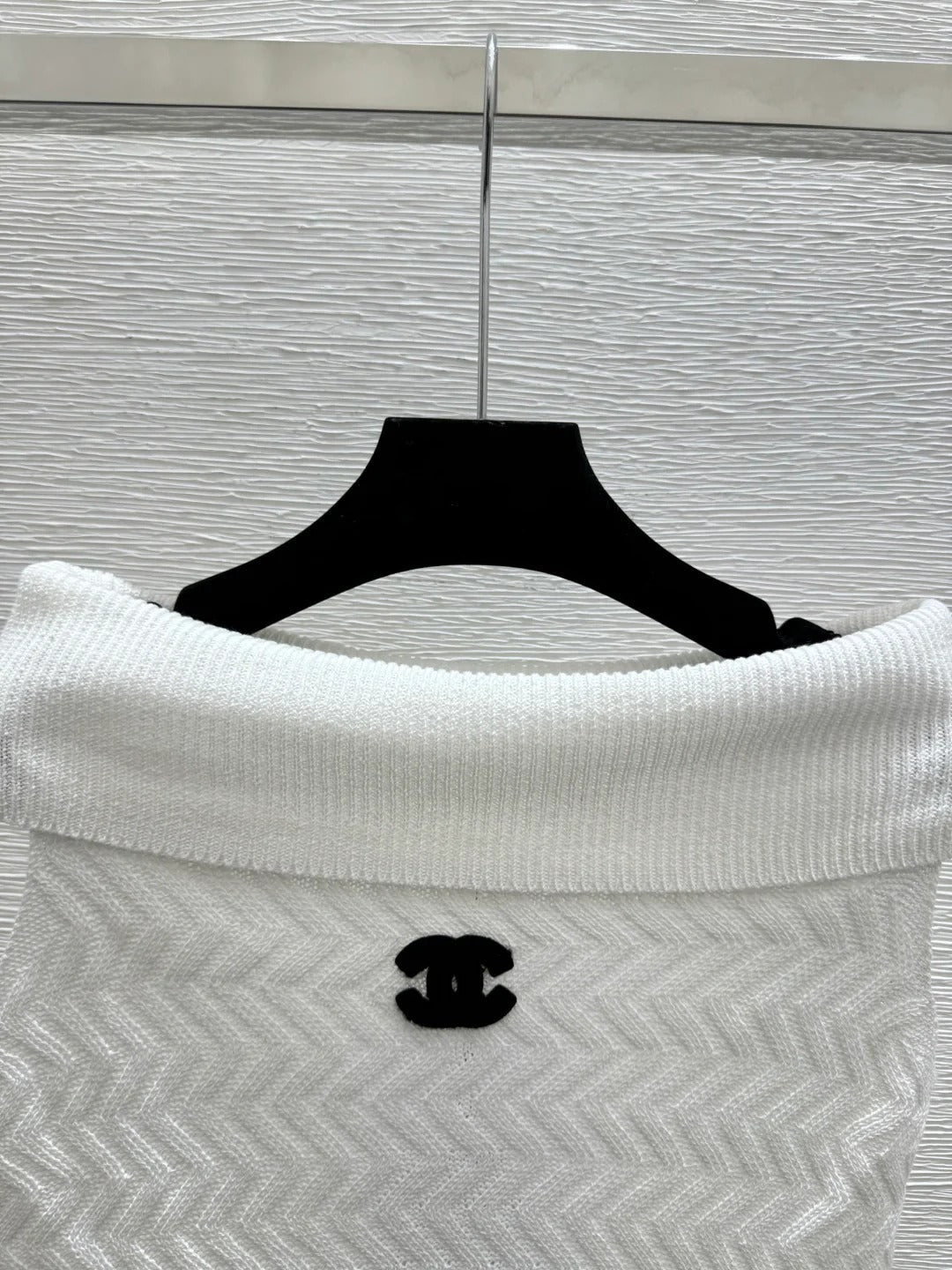 Chanel 2026 Knit Off-Shoulder Vest Wool