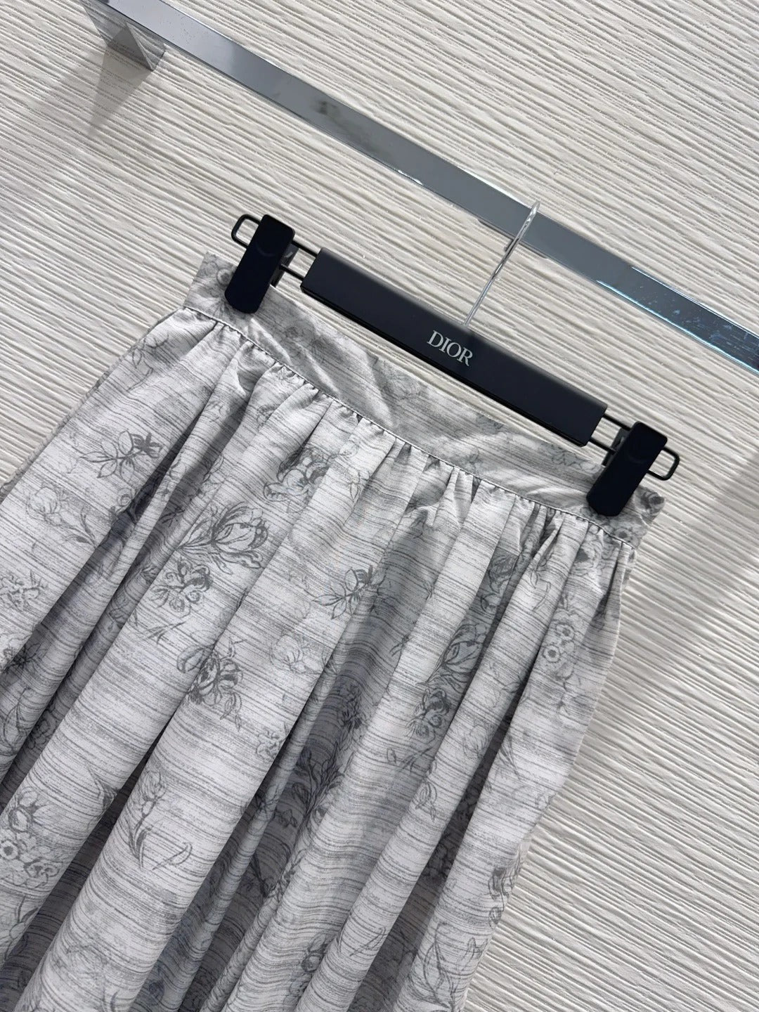 Dior 2026 Printed Pleated Skirt White Gray Polyester