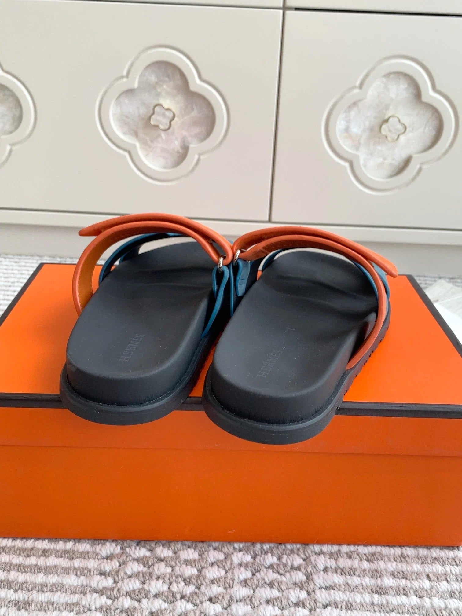 Hermes 2026 Chypre Sandal Lizard-patterned Leather 982179