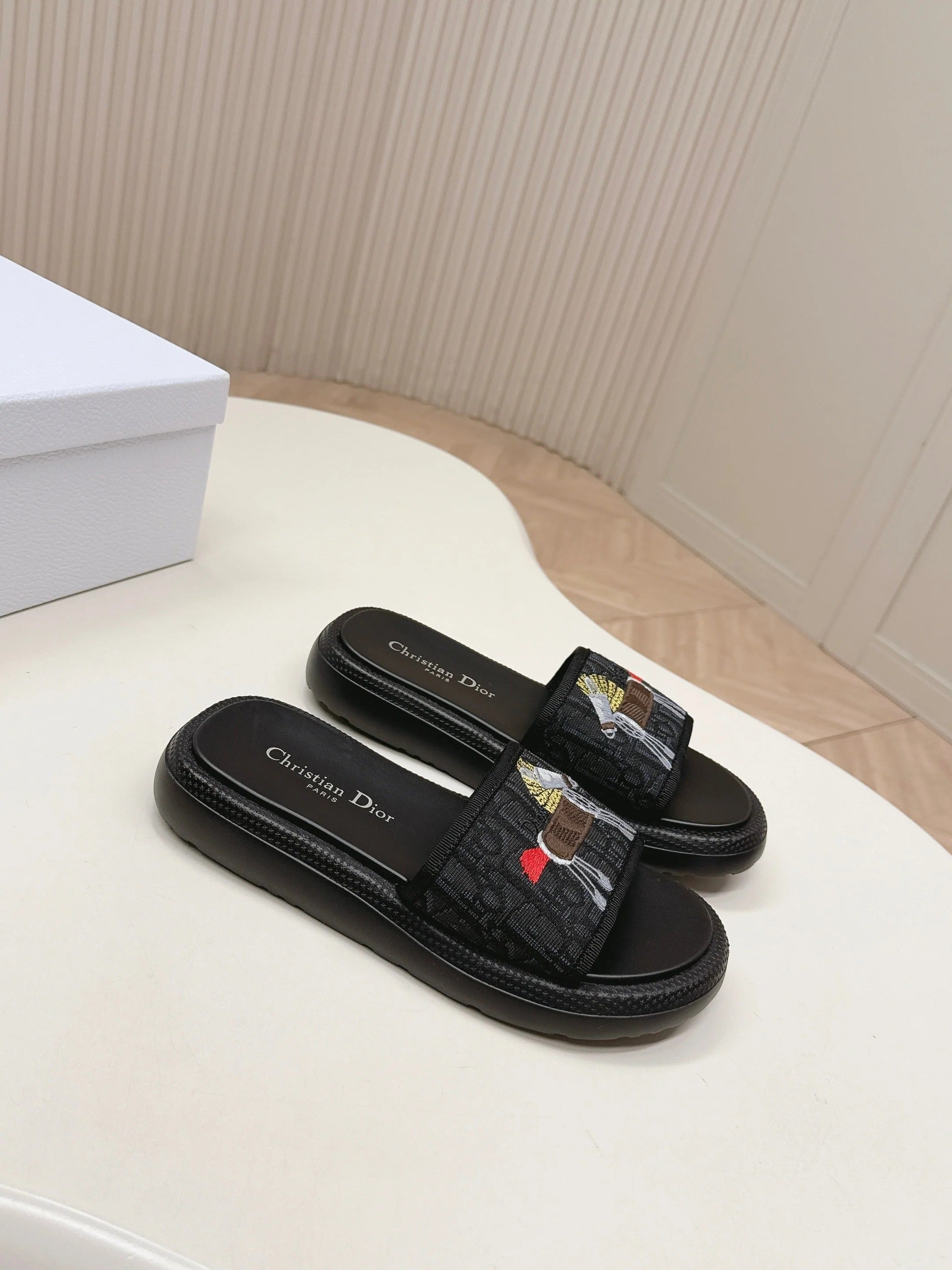 CD 26s Slippers Black Canvas Lambskin 643805
