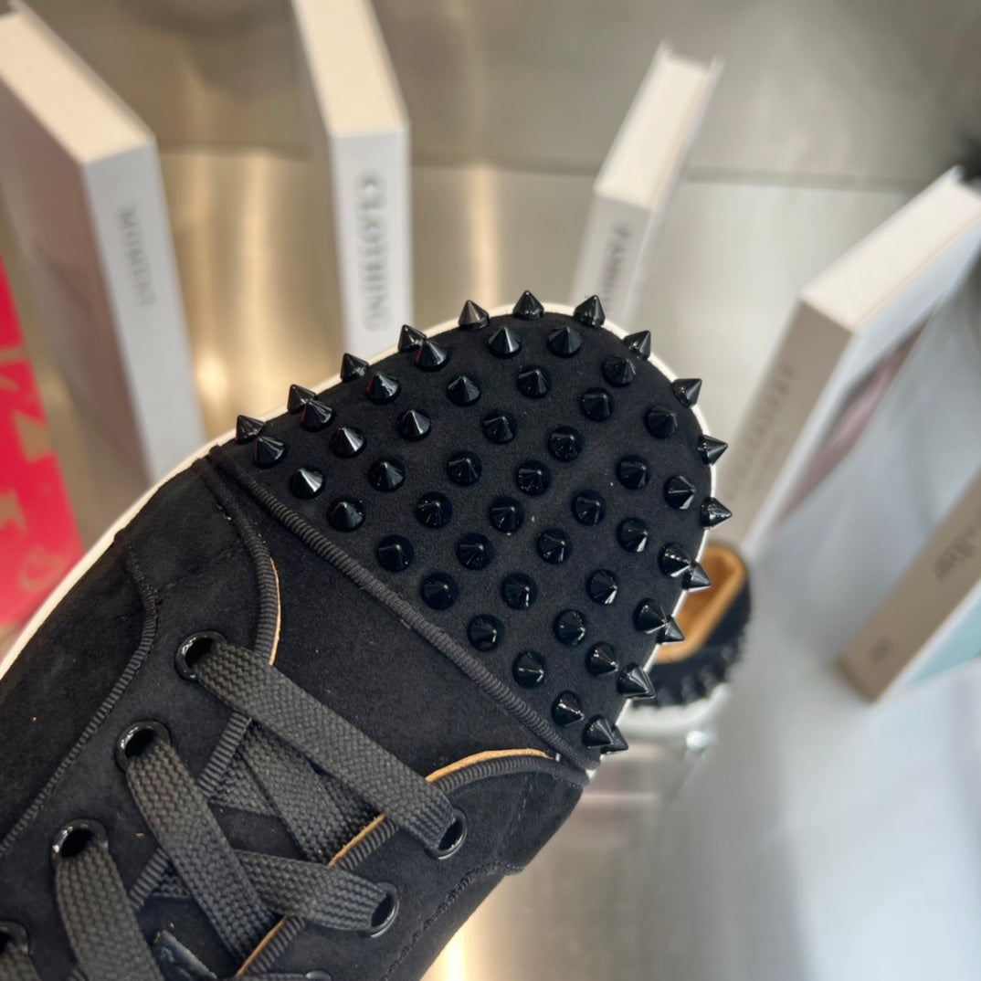 CL Louise Junior Spikes Sneaker Black White Suede 332107