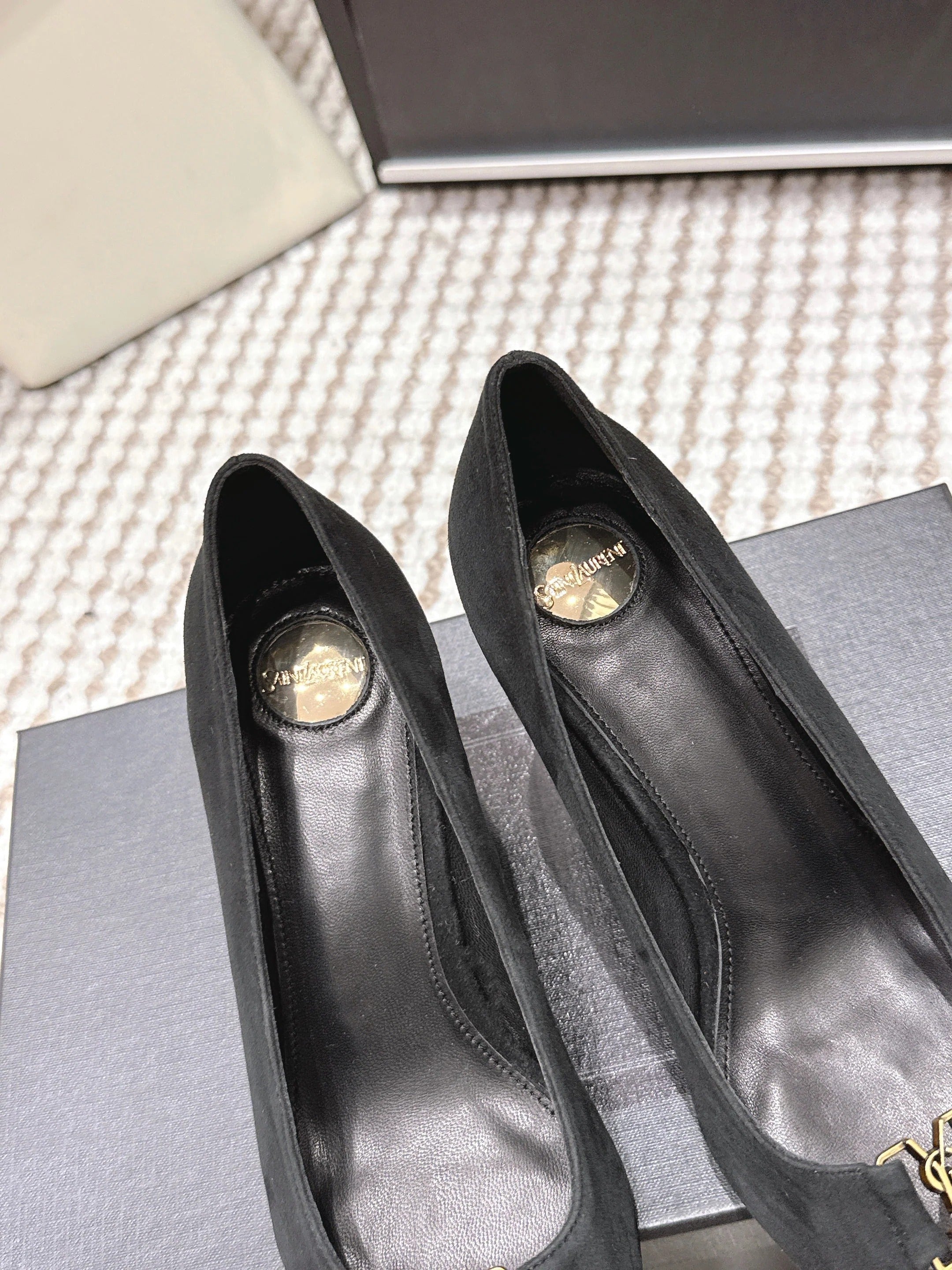 YSL 26ss High Heel Pumps 75 Black Suede 654701
