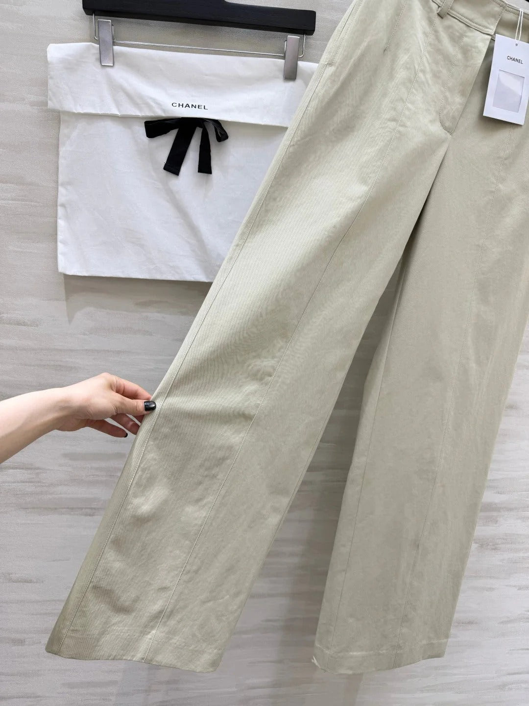 Chanel 2026 Light Apricot Wide-Leg Pants Cotton 379252