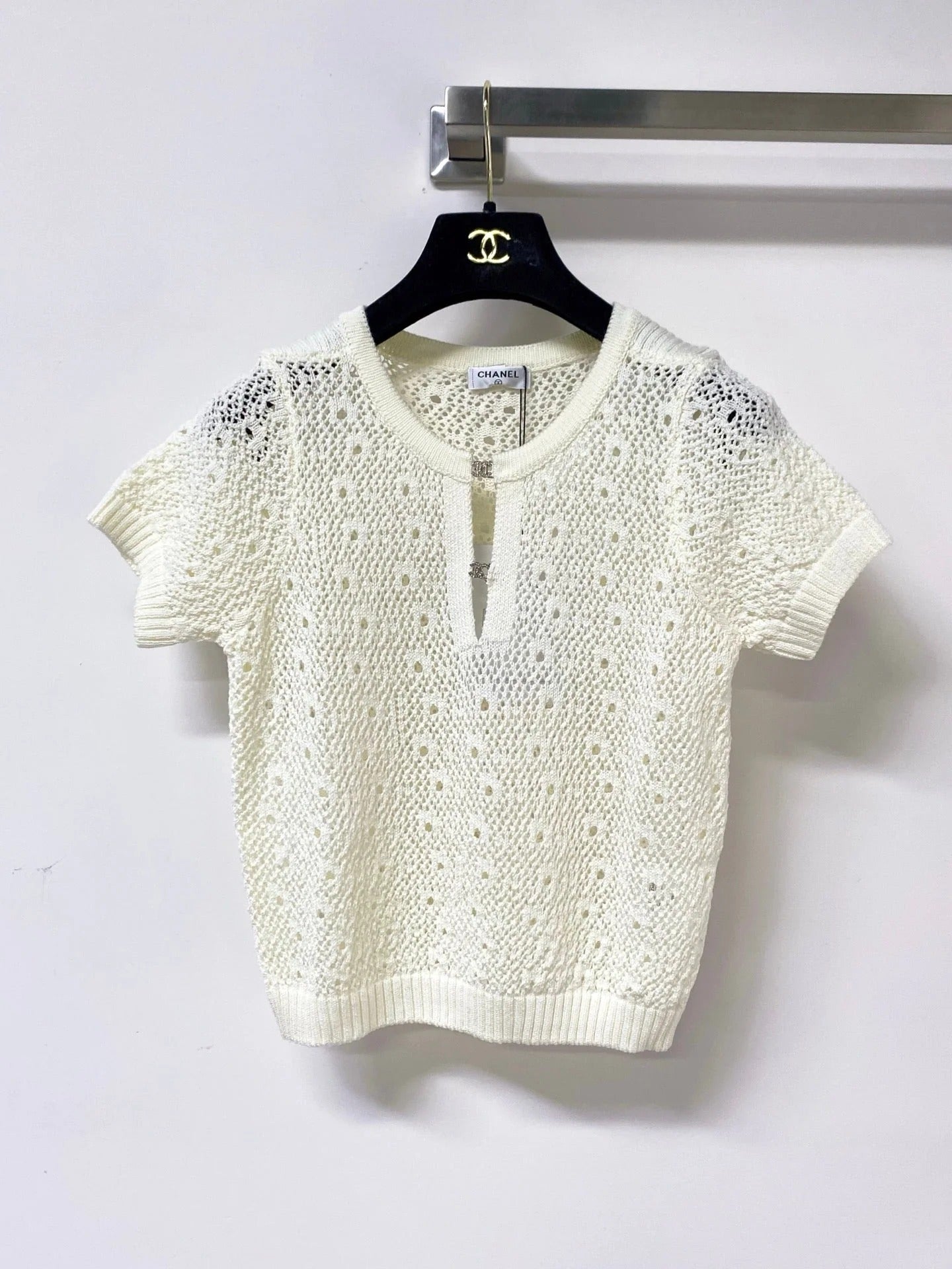 Chanel 2026 Short-Sleeved Shirts Crochet Logo Buttons 449828