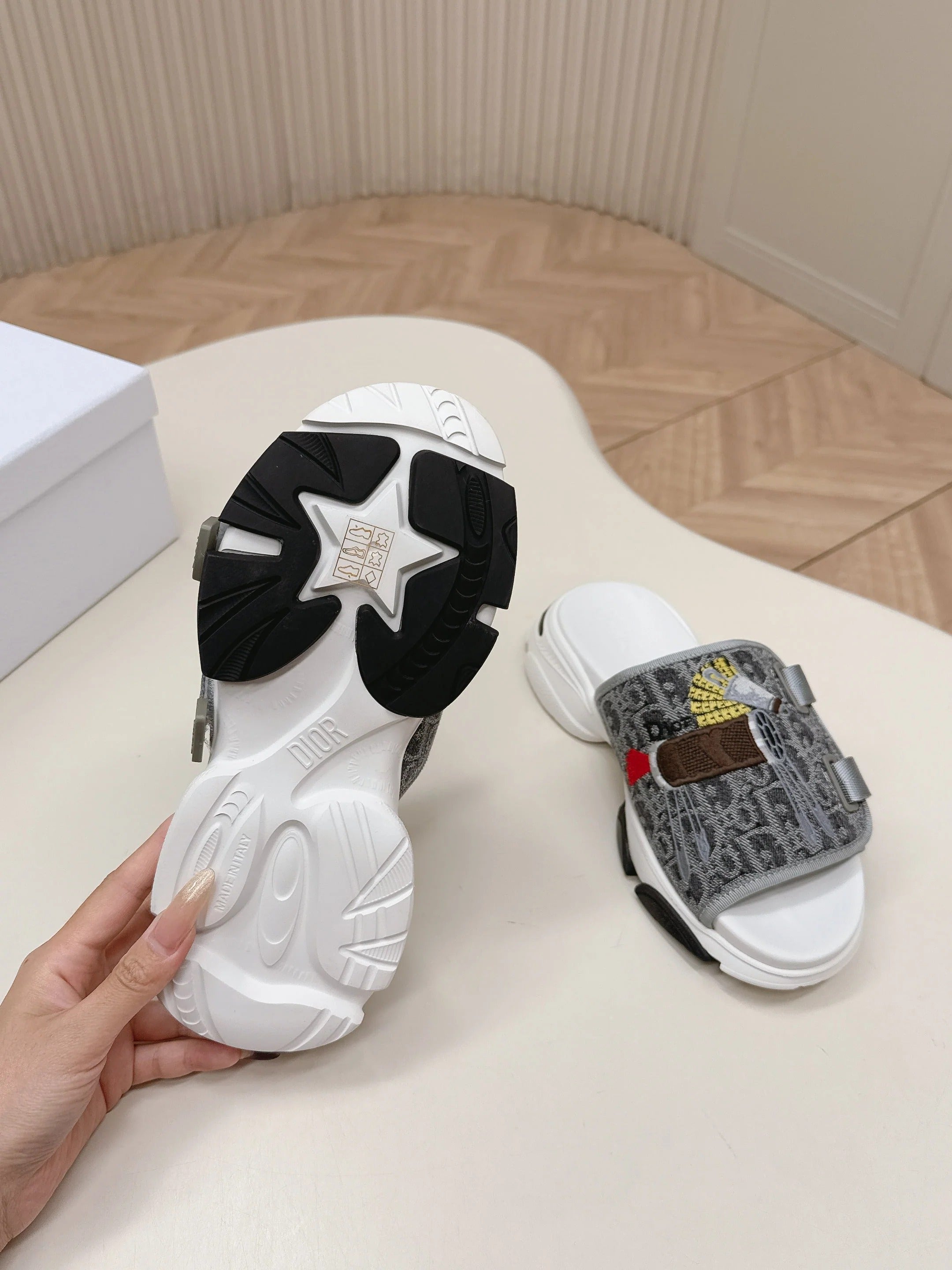 CD 26s Platform Slippers 35 Gray White Canvas Lambskin 643811