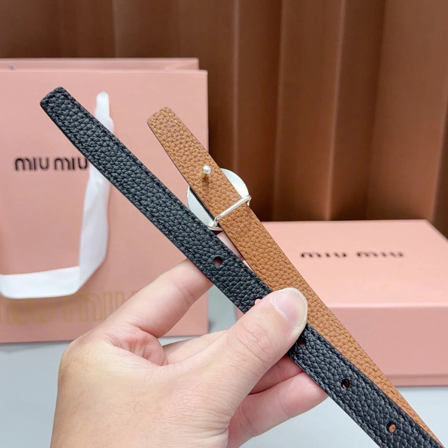 Miumiu 2026 Round Logo Buckle Belt 15mm Cowhide 215692