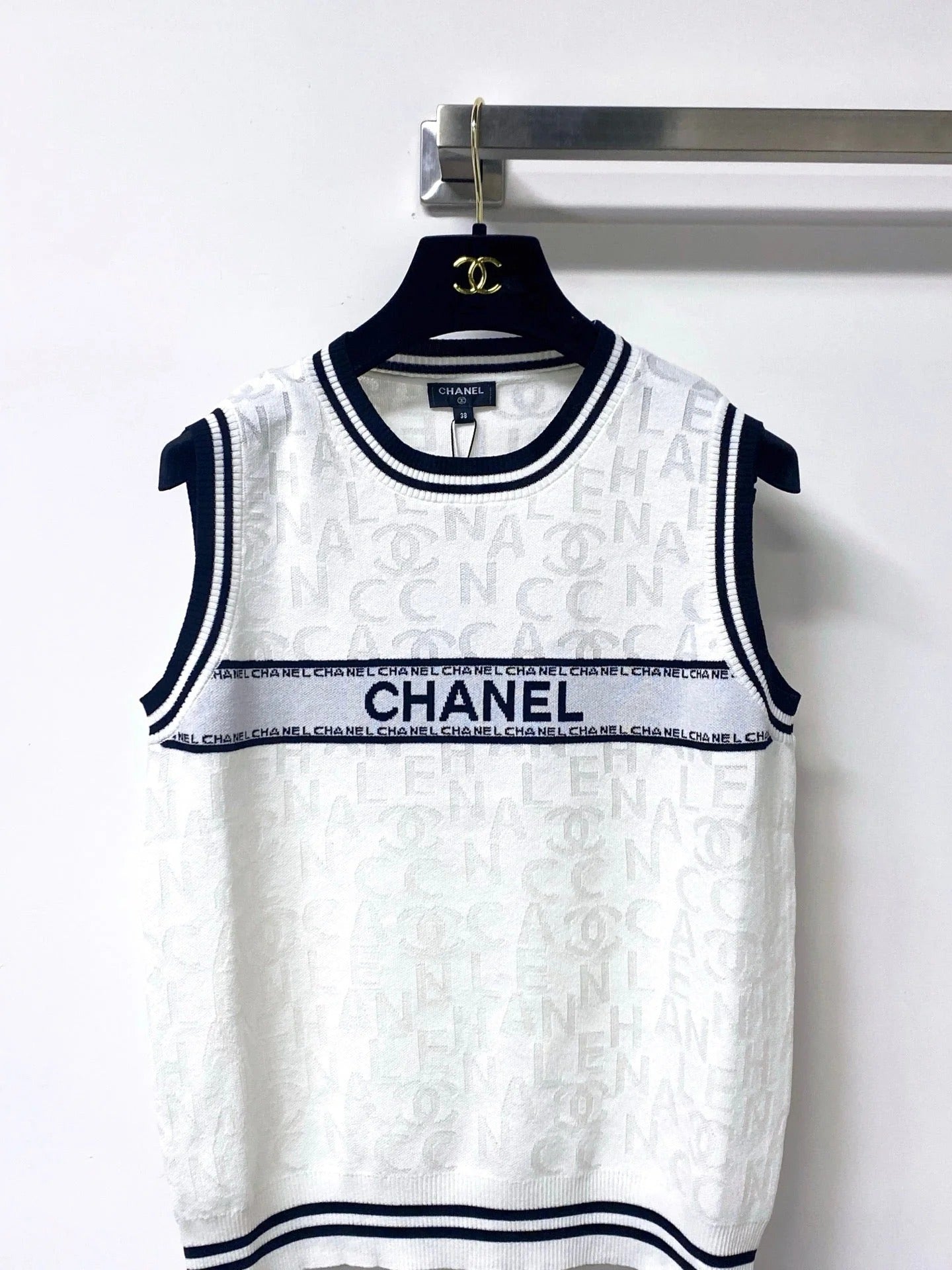Chanel 2026 Striped Knit Vest Cotton 439815