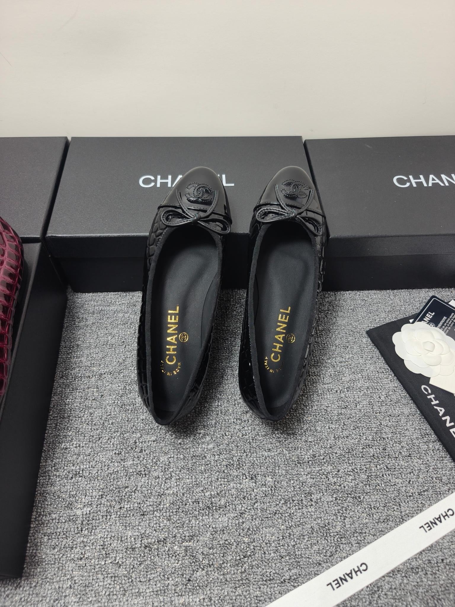 Chanel 2026 Crocodile Embossed Ballet Flat Glossy Calfskin 855991