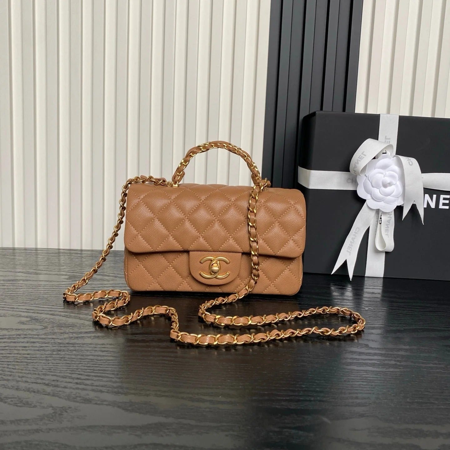 CHANEL 25S FLAP BAG 19 IN CARAMEL CALFSKIN GOLD HARDWARE