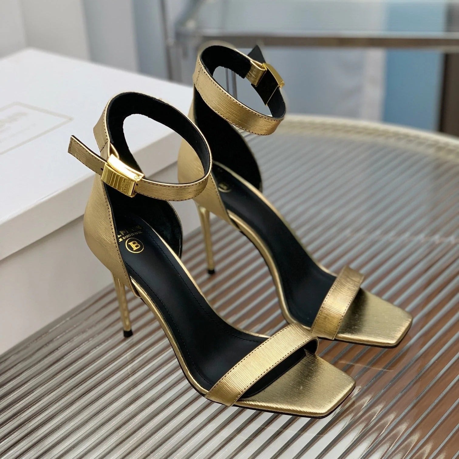 BALMAIN 25S METAL BUCKLE HIGH HEELS 95MM IN GOLD CALFSKIN